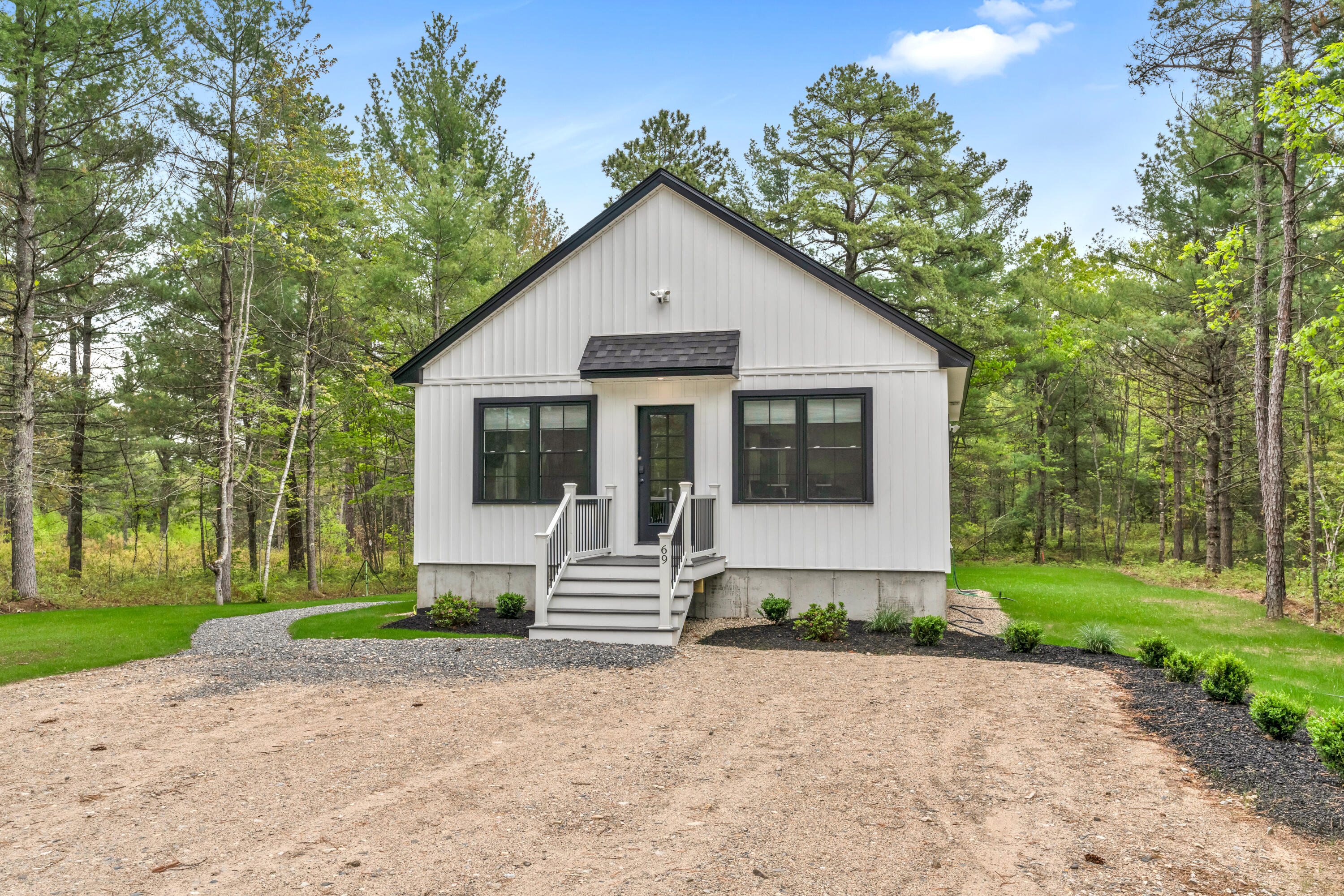 Waterboro, Maine, 04087, United States, 2 Bedrooms Bedrooms, ,1 BathroomBathrooms,Residential,For Sale,1838152