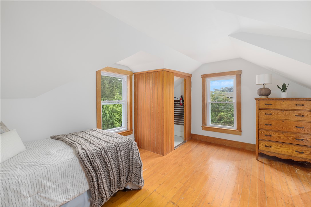 North Kingstown, Rhode Island, 02874, United States, 3 Bedrooms Bedrooms, ,2 BathroomsBathrooms,Residential,For Sale,1895355
