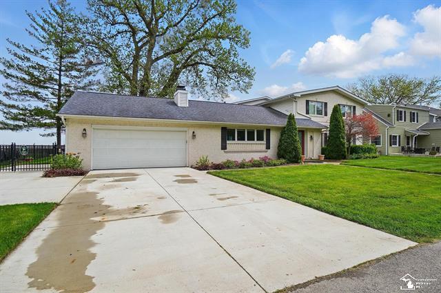 MONROE, Michigan, 48161, United States, 4 Bedrooms Bedrooms, ,4 BathroomsBathrooms,Residential,For Sale,1827211