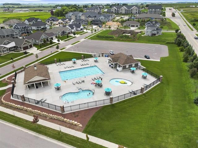 WAUNAKEE, Wisconsin, 53597, United States, 4 Bedrooms Bedrooms, ,4 BathroomsBathrooms,Residential,For Sale,1927061