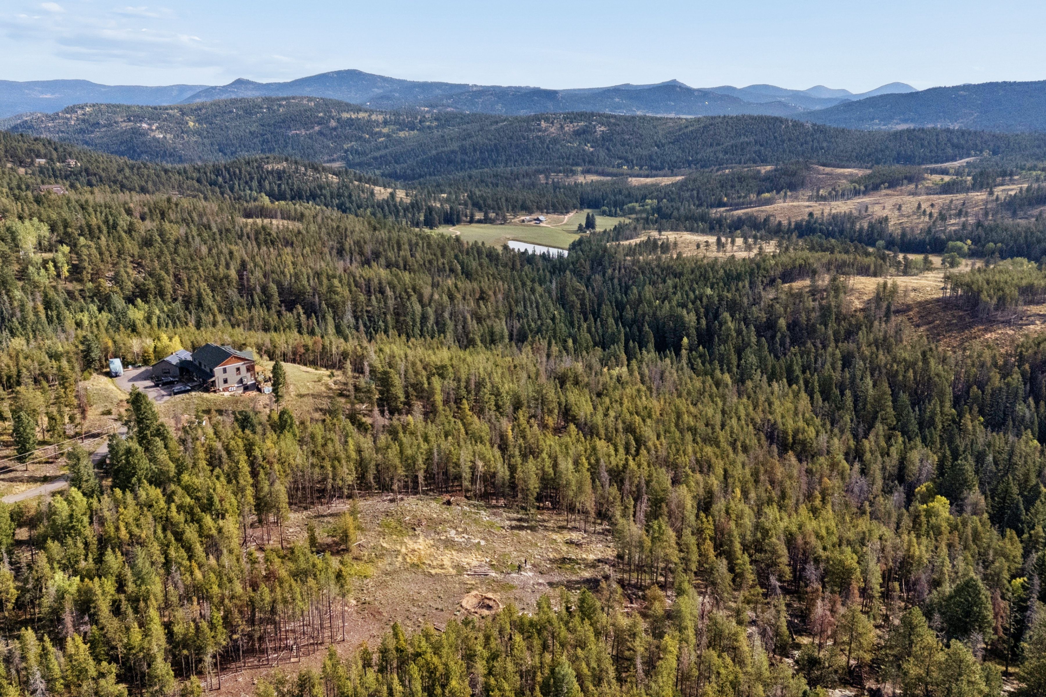  Opportunity to Build Your Foothills Dream Home with Over 7 Acres of Privacy - 物件實景