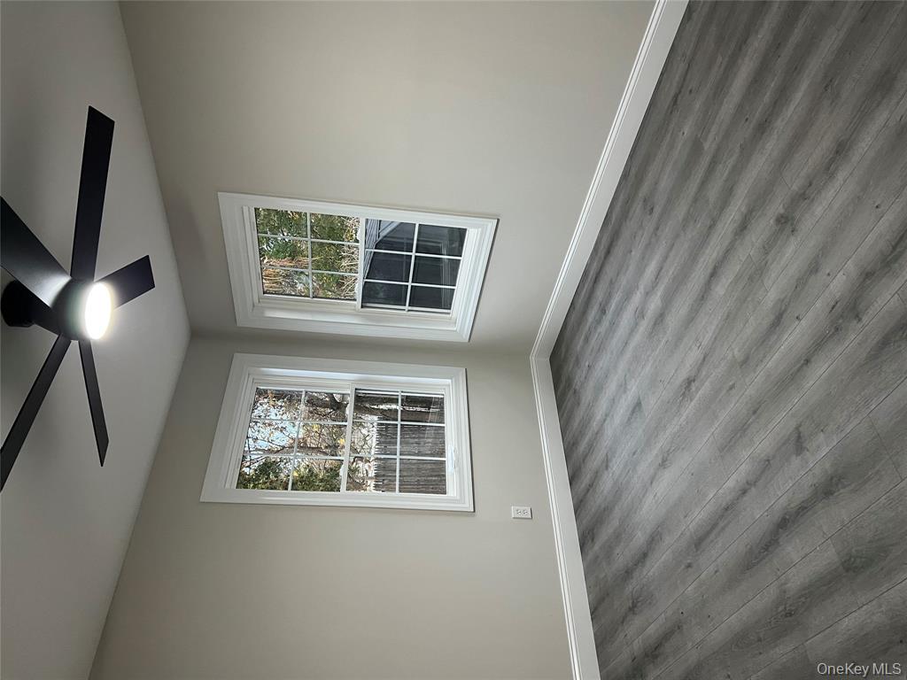 Central Islip, New York, 11722, United States, 3 Bedrooms Bedrooms, ,2 BathroomsBathrooms,Residential,For Sale,1971303