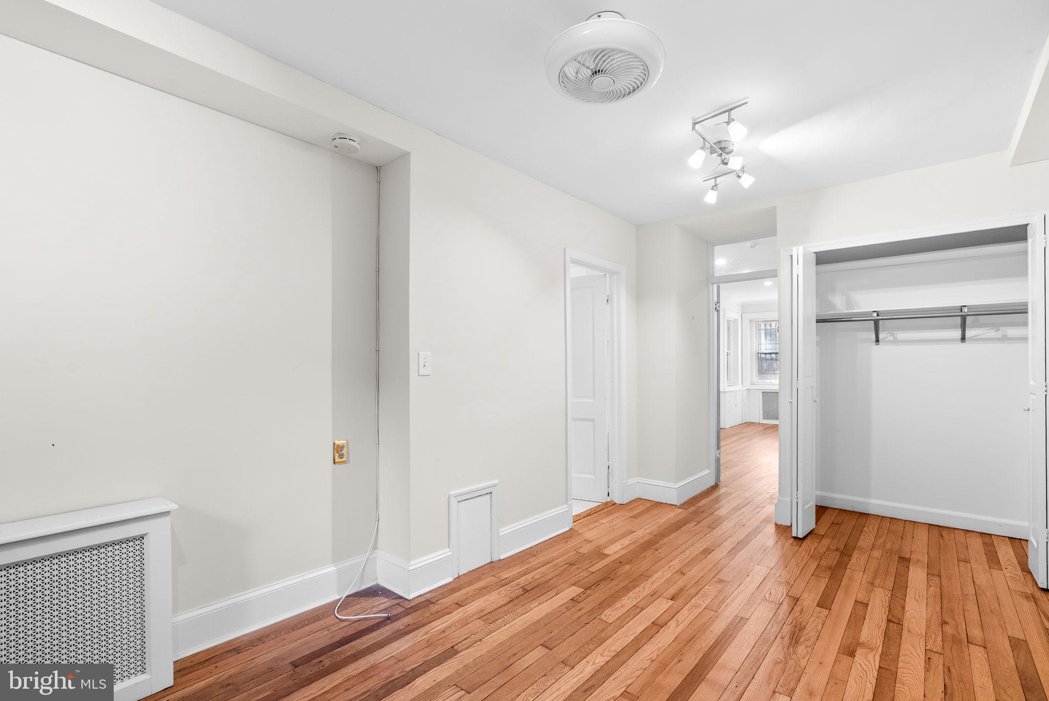 Washington, District of Columbia, 20003, United States, ,Residential,For Sale,1990462