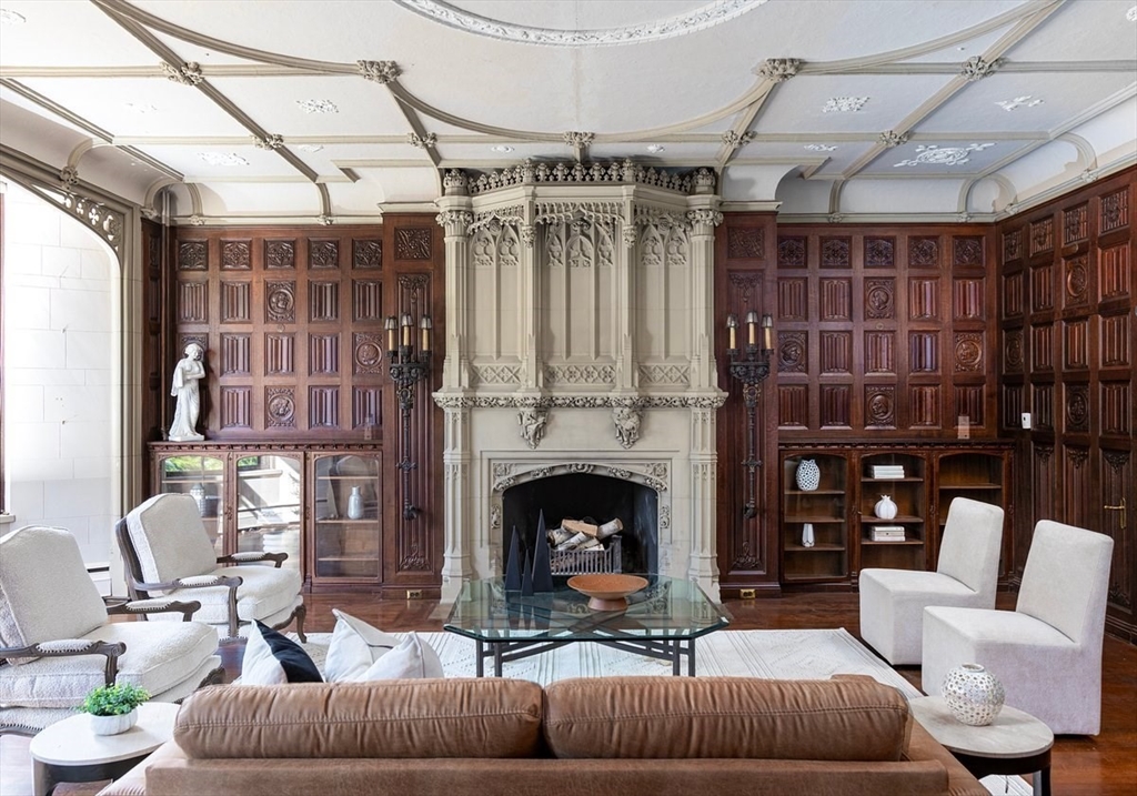 Boston, Massachusetts, 02115, United States, 7 Bedrooms Bedrooms, ,9 BathroomsBathrooms,Residential,For Sale,1951722