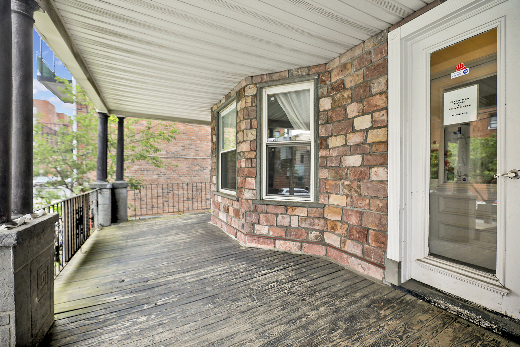 Brooklyn, New York, 11235, United States, 10 Bedrooms Bedrooms, ,4 BathroomsBathrooms,Residential,For Sale,1975814