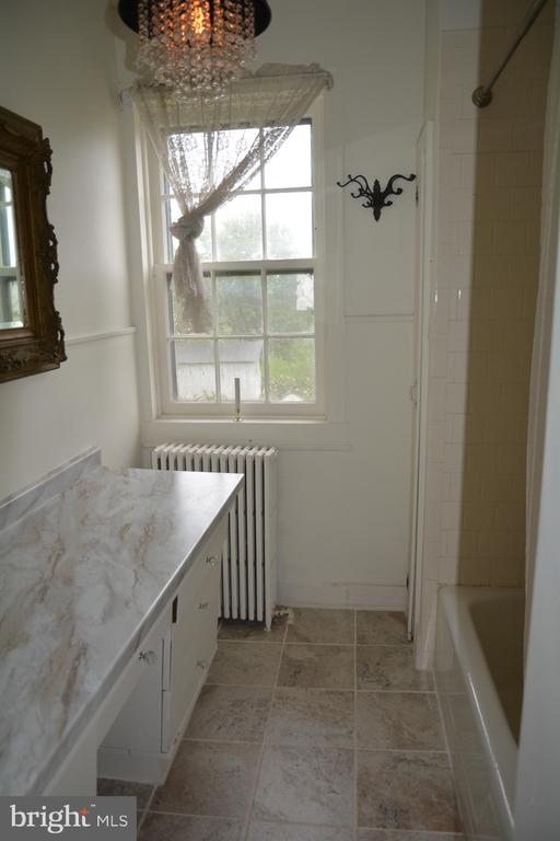 Westminster, Maryland, 21157, United States, 4 Bedrooms Bedrooms, ,3 BathroomsBathrooms,Residential,For Sale,1943426