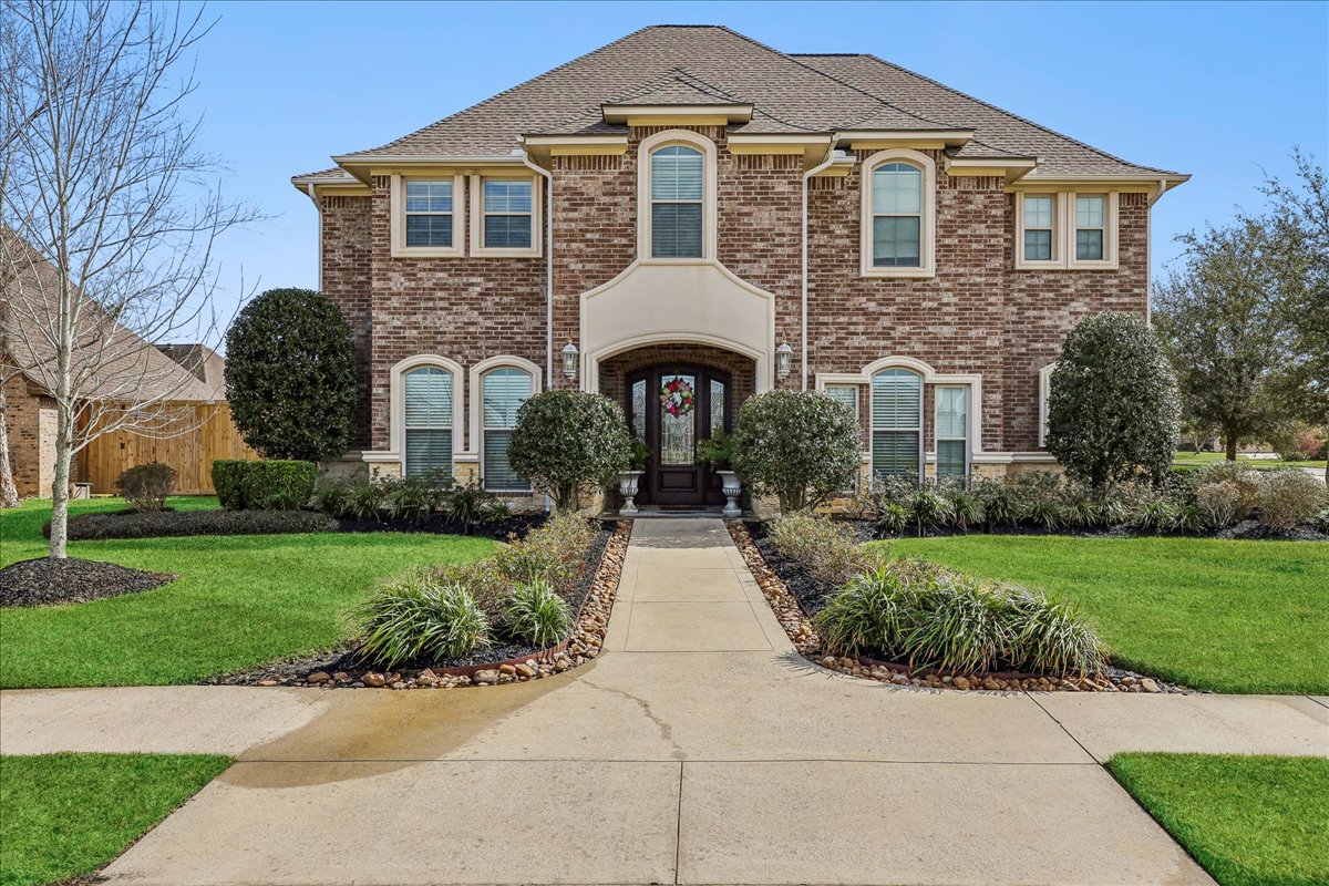 Lumberton, Texas, 77657, United States, 5 Bedrooms Bedrooms, ,4 BathroomsBathrooms,Residential,For Sale,1941970