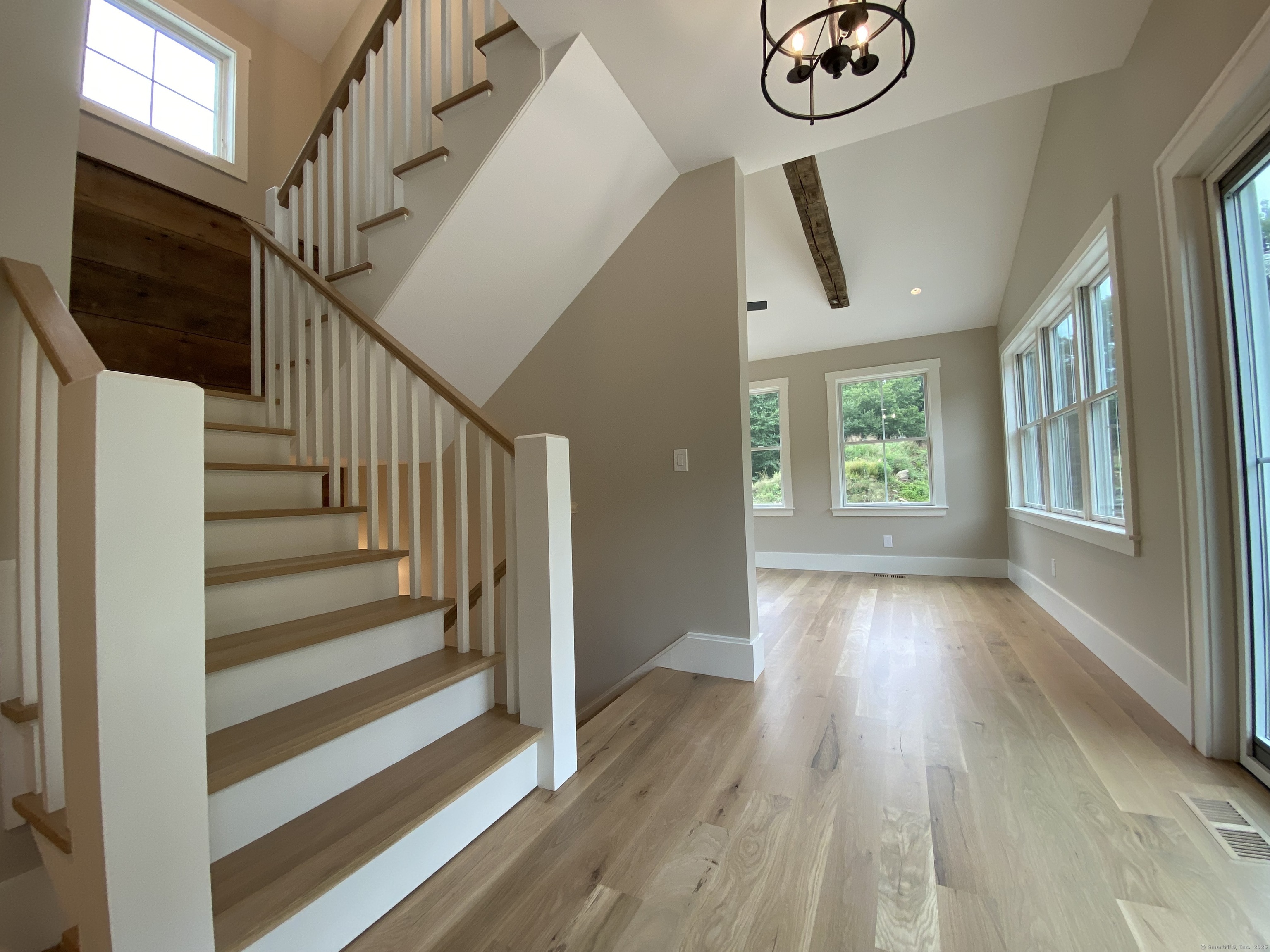 Southbury, Connecticut, 06488, United States, 4 Bedrooms Bedrooms, ,3 BathroomsBathrooms,Residential,For Sale,1941741