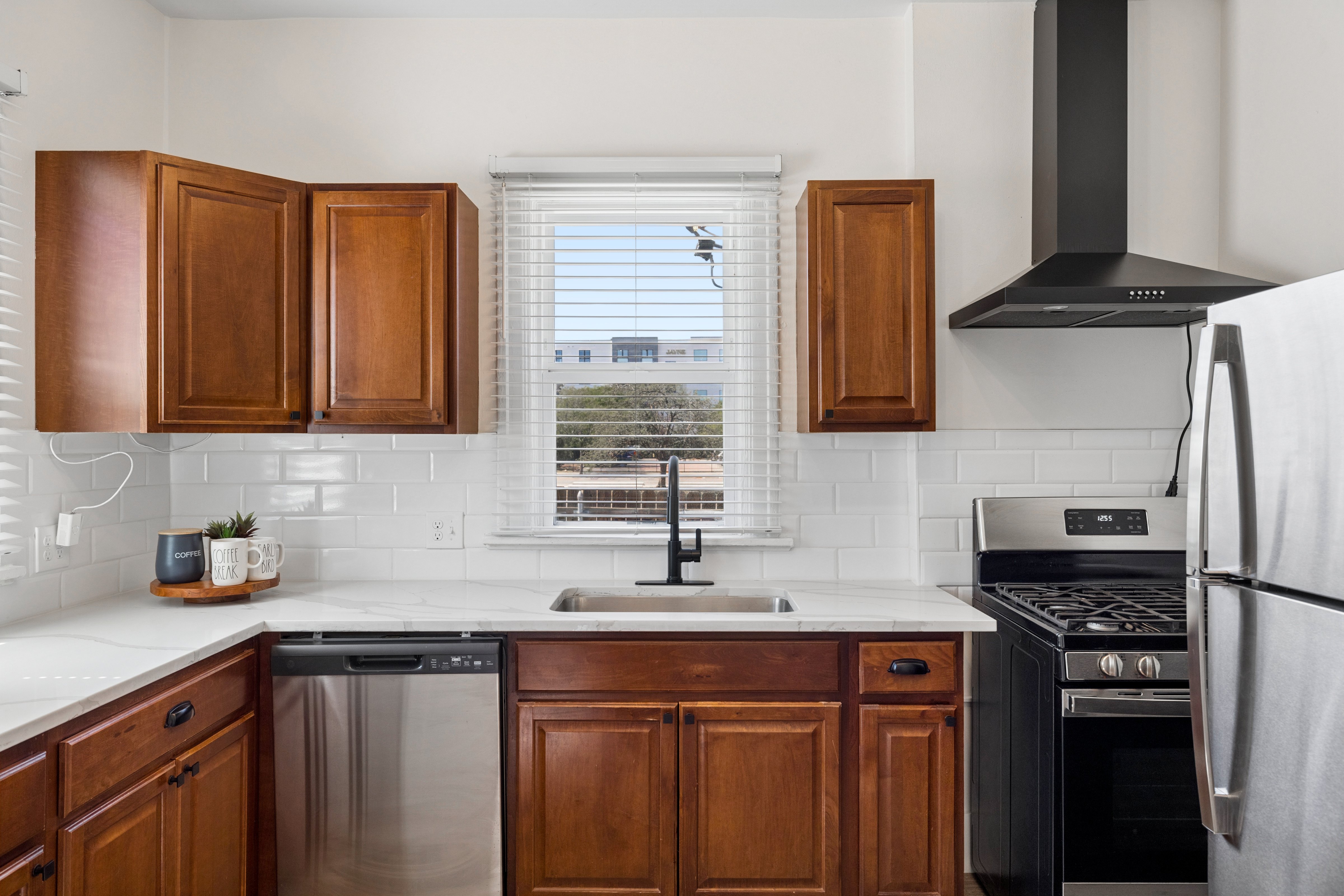  Charming 2-Bedroom Speer Rowhome with No HOA and Parking - 物件實景