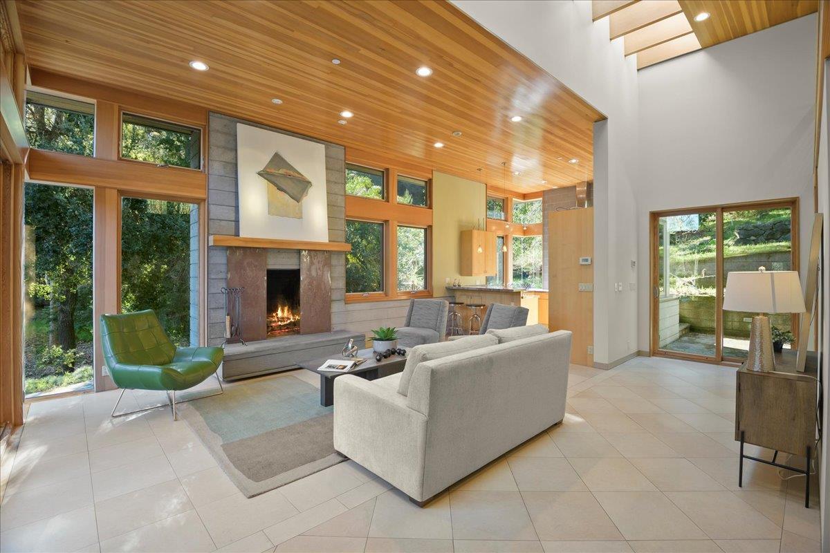 Los Altos Hills, California, 94022, United States, 5 Bedrooms Bedrooms, ,5 BathroomsBathrooms,Residential,For Sale,1907317