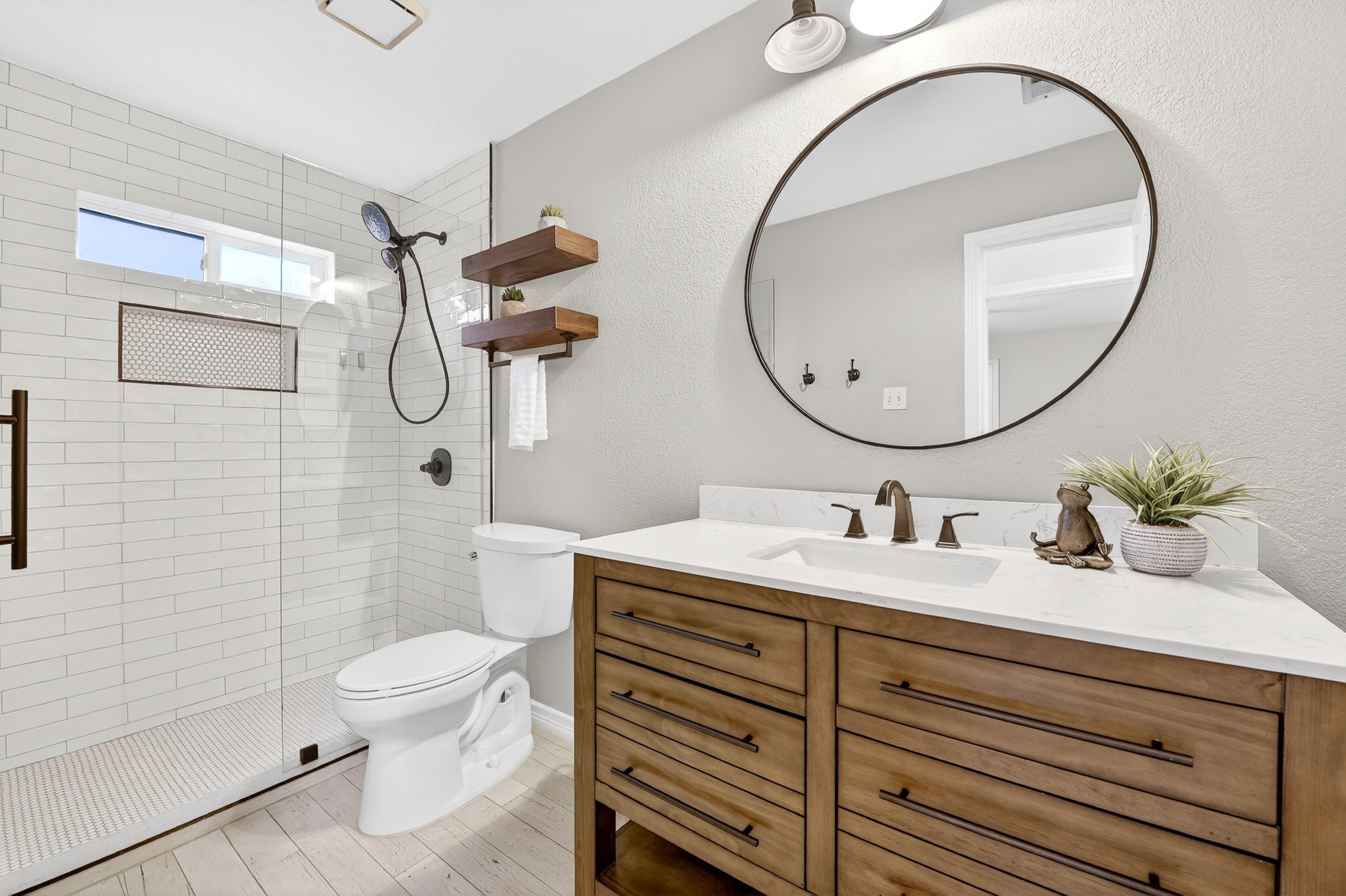 Lowry Crossing, Texas, 75407, United States, 3 Bedrooms Bedrooms, ,3 BathroomsBathrooms,Residential,For Sale,2002284