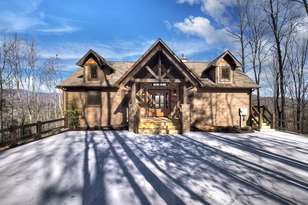 Mineral Bluff, Georgia, 30559, United States, 4 Bedrooms Bedrooms, ,4 BathroomsBathrooms,Residential,For Sale,2010498