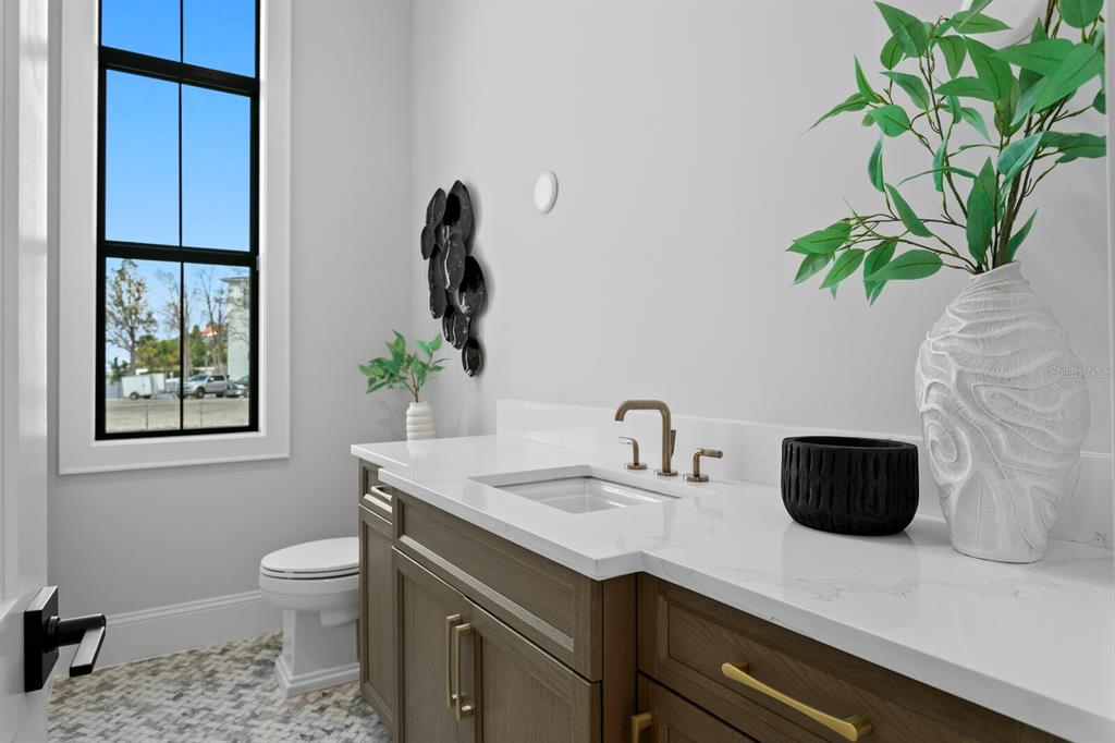 5032 W Longfellow Avenue, Tampa, Florida, 33629, United States, 5 Bedrooms Bedrooms, ,8 BathroomsBathrooms,Residential,For Sale,5032 W Longfellow Avenue,1414104