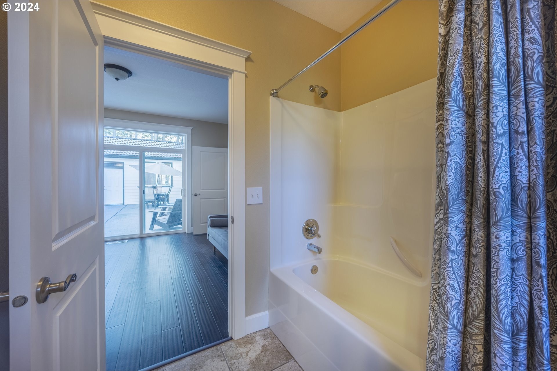 12989 SE MOUNTAIN GATE RD, Happy Valley, Oregon, 97086, United States, 4 Bedrooms Bedrooms, ,5 BathroomsBathrooms,Residential,For Sale,12989 SE MOUNTAIN GATE RD,1668245