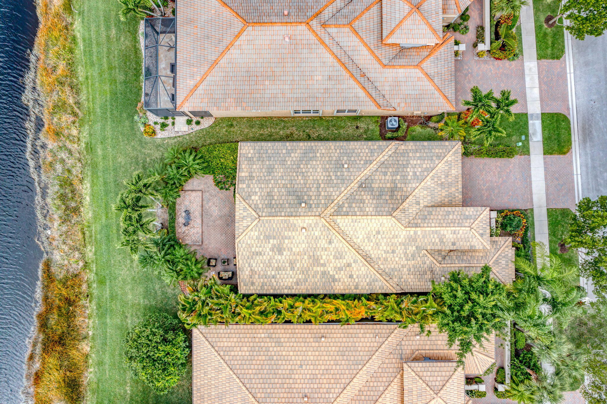 Wellington, Florida, 33411, United States, 2 Bedrooms Bedrooms, ,2 BathroomsBathrooms,Residential,For Sale,1807724