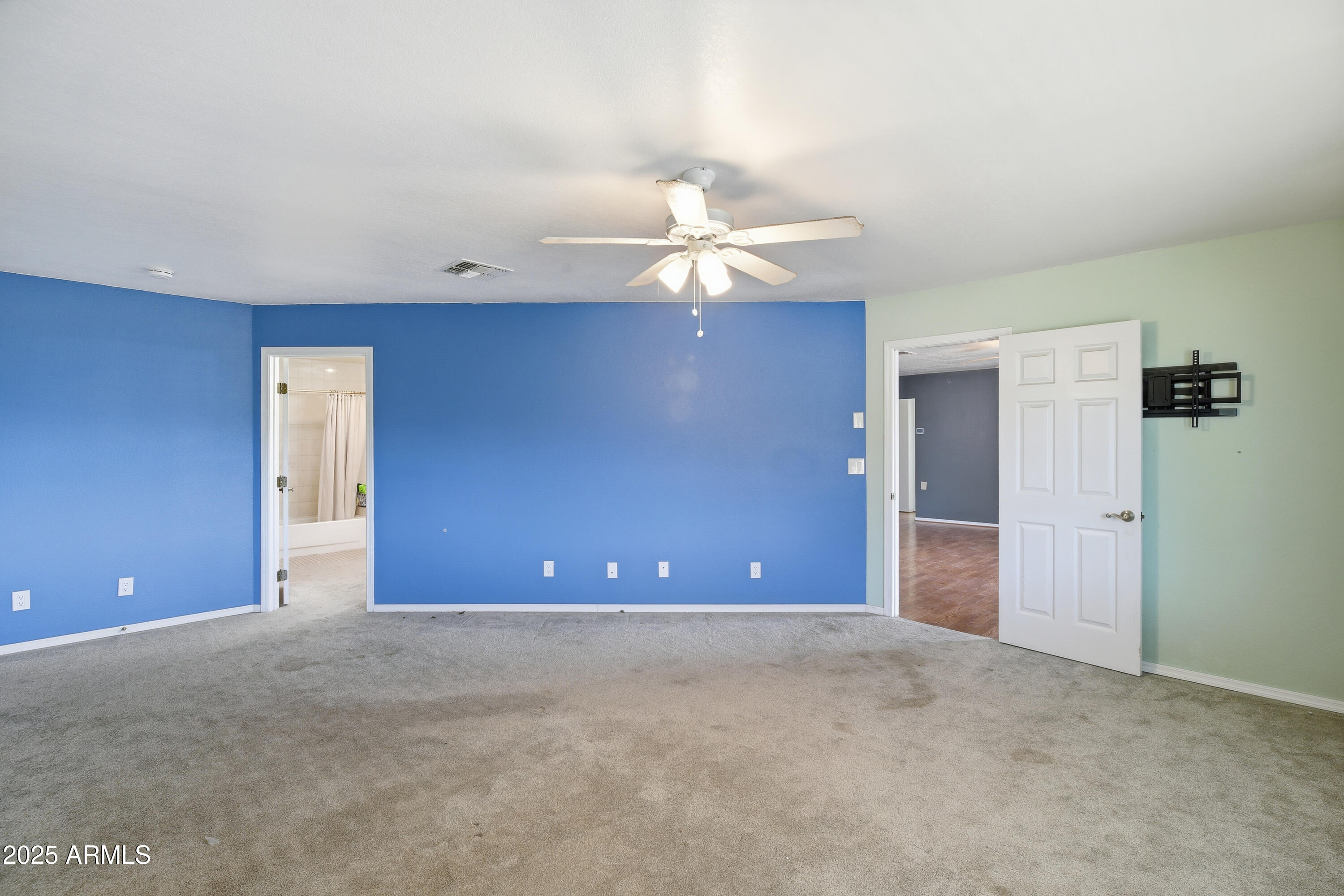 Cottonwood, Arizona, 86326, United States, 3 Bedrooms Bedrooms, ,2 BathroomsBathrooms,Residential,For Sale,1991940