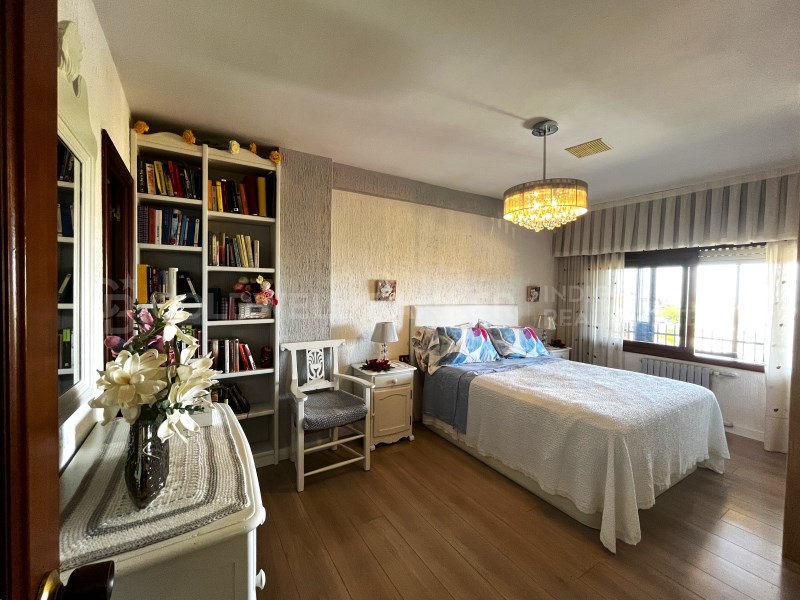 Pontevedra, Vigo, Comesa?a - Matam?, Matam? Pontev, Vigo, Galicia, ES, 4 Bedrooms Bedrooms, ,3 BathroomsBathrooms,Residential,For Sale,Pontevedra, Vigo, Comesa?a - Matam?, Matam? Pontev,1599052