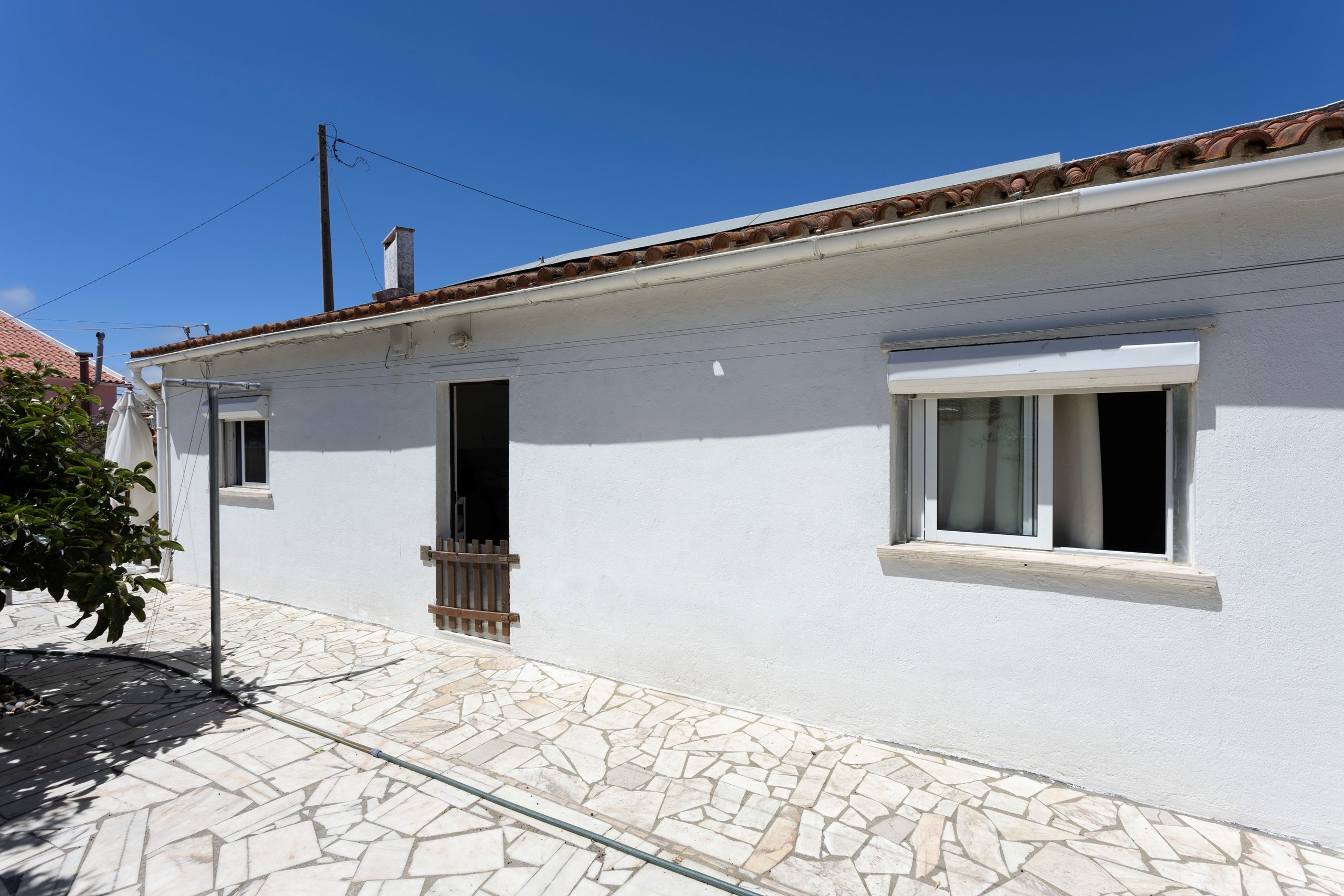 Sintra, Lisbon, 2710-728 Sintra, PT, 4 Bedrooms Bedrooms, ,2 BathroomsBathrooms,Residential,For Sale,1907582