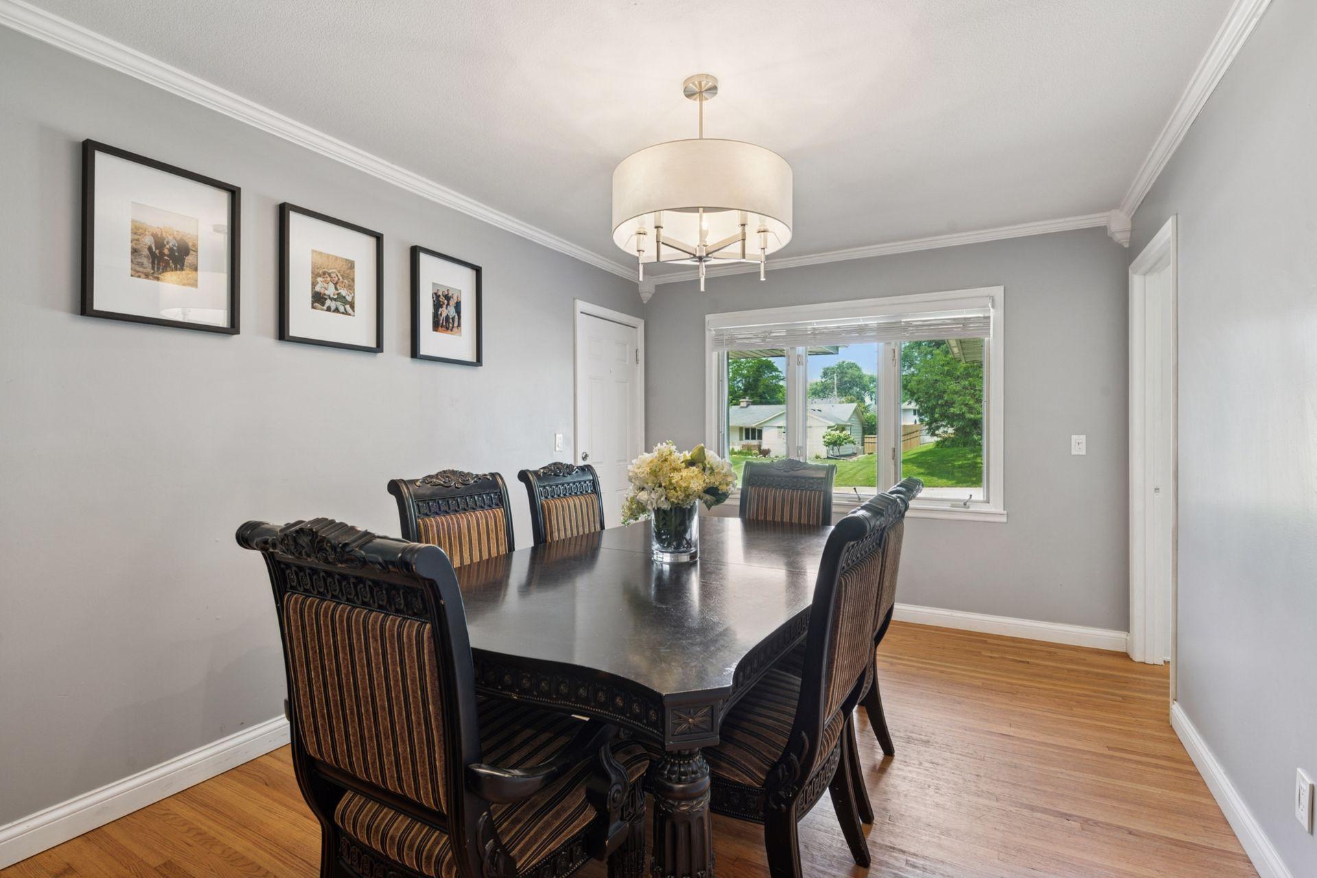 Edina, Minnesota, 55435, United States, 4 Bedrooms Bedrooms, ,3 BathroomsBathrooms,Residential,For Sale,1907442