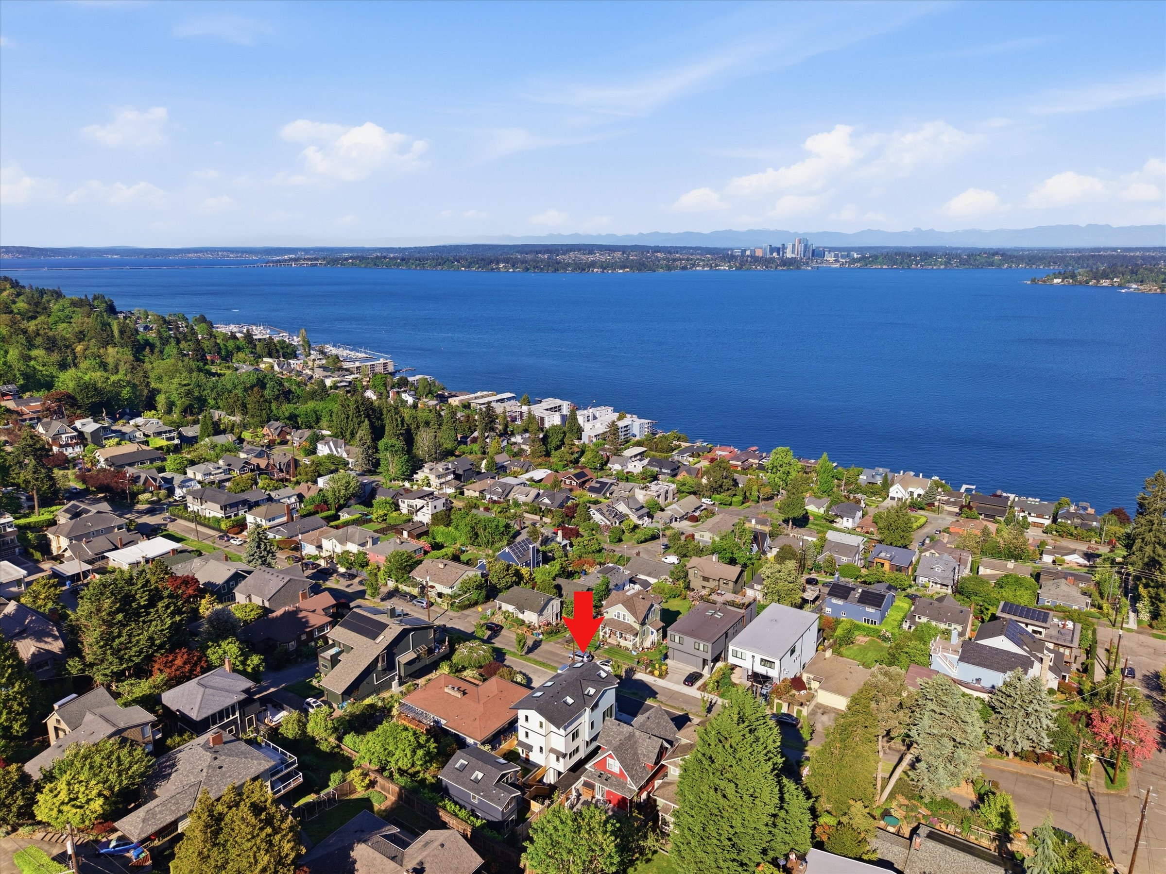 909 32nd Ave S Unit #A, Seattle, WA 98144 - 物件實景