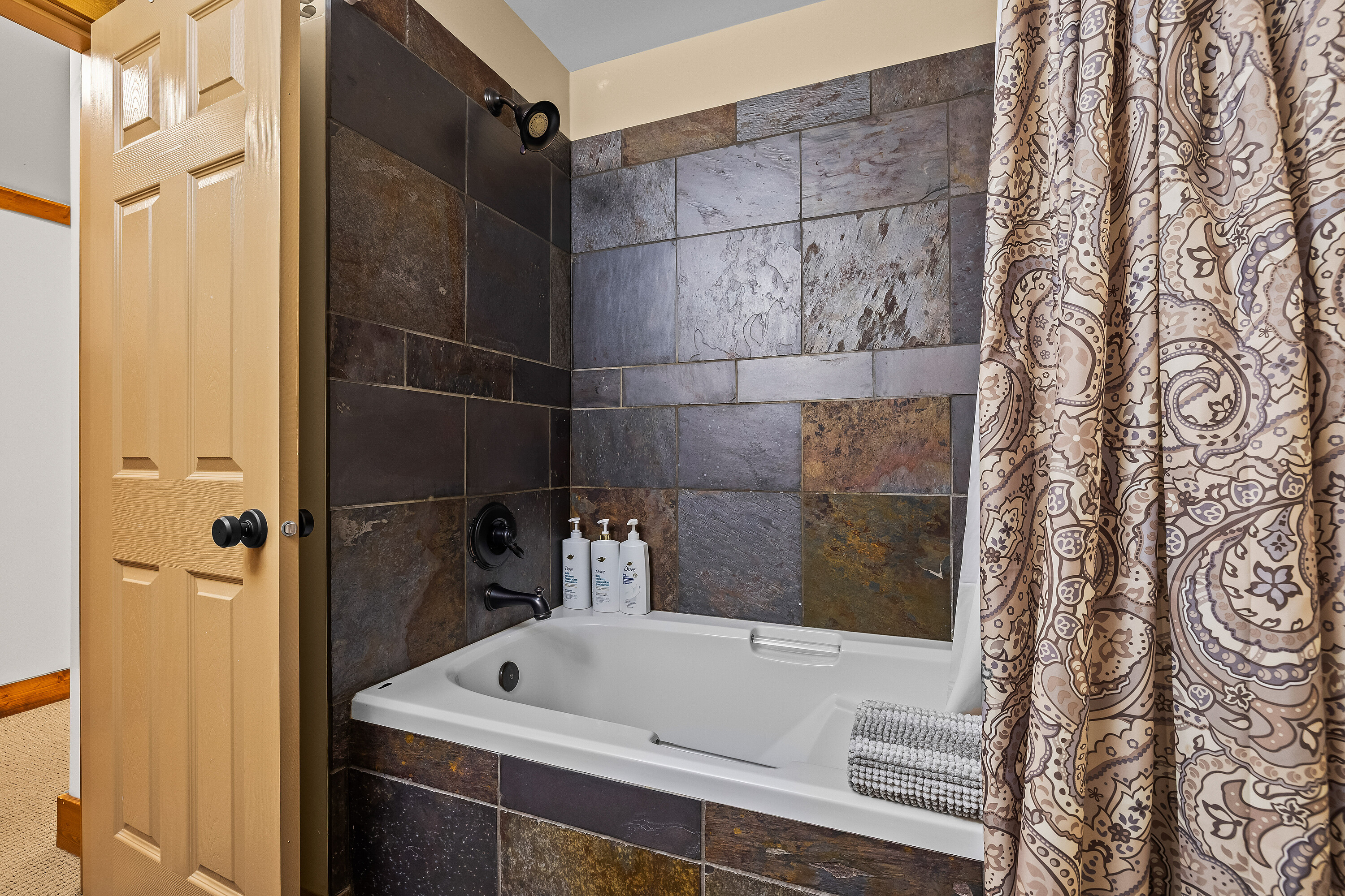  True Ski Chalet Living - 物件實景