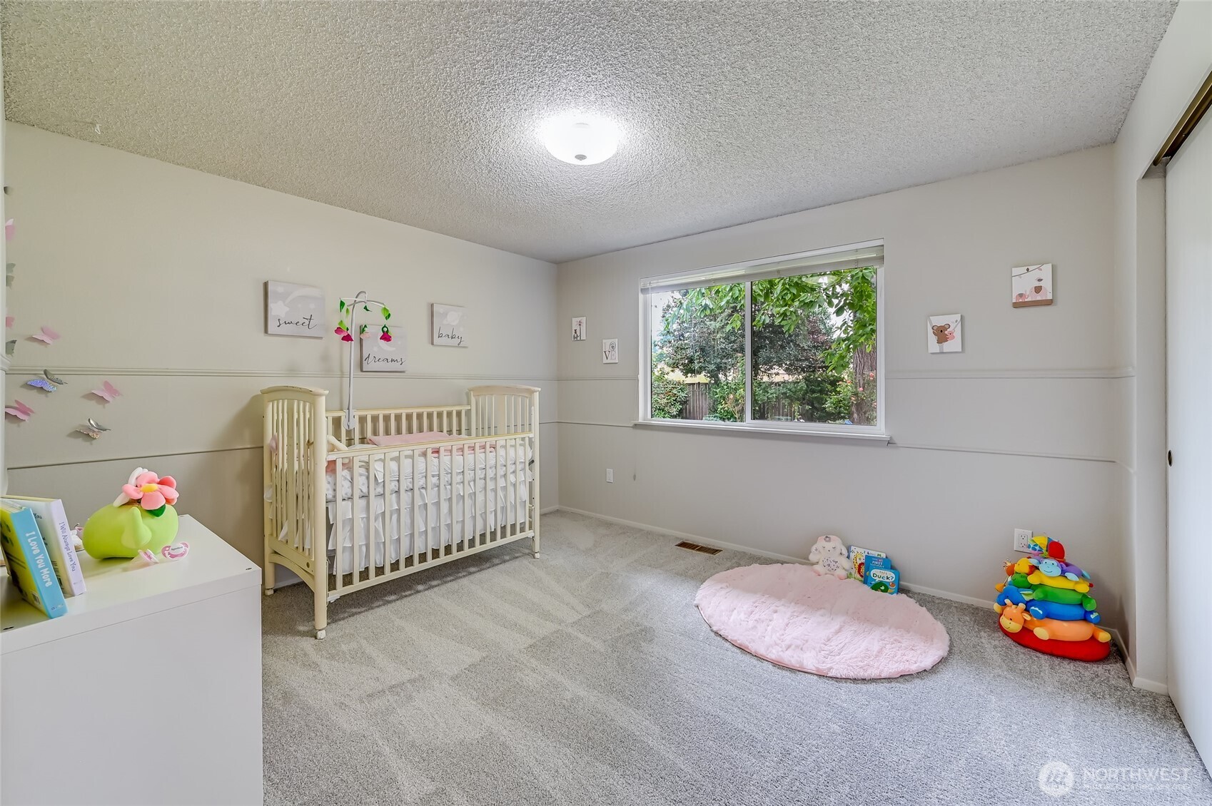 Puyallup, Washington, 98374, United States, 3 Bedrooms Bedrooms, ,1 BathroomBathrooms,Residential,For Sale,1917065