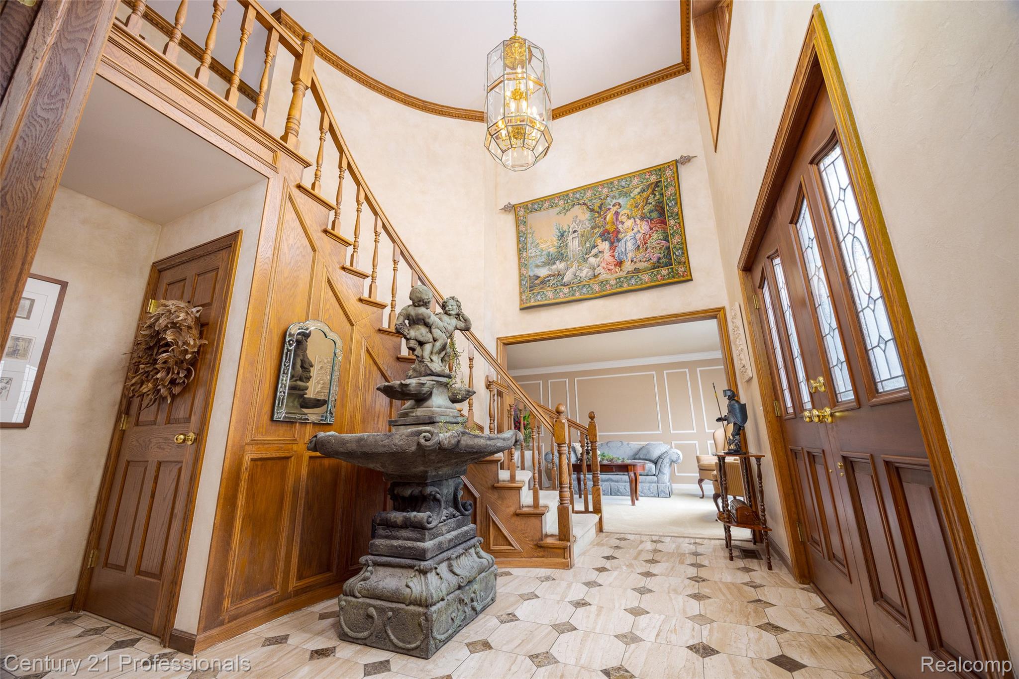 Rochester, Michigan, 48306, United States, 4 Bedrooms Bedrooms, ,3 BathroomsBathrooms,Residential,For Sale,1943231