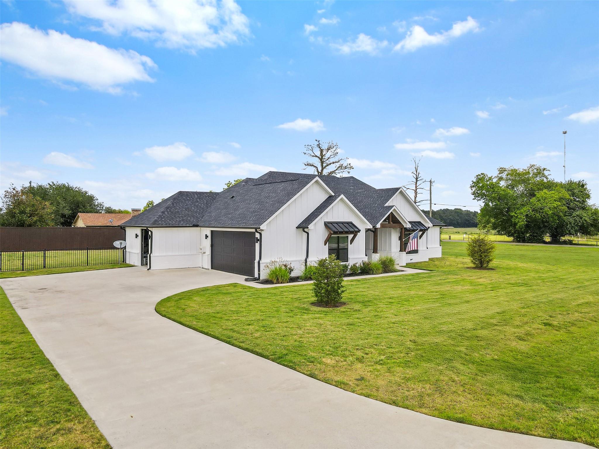 Sulphur Springs, Texas, 75482, United States, 3 Bedrooms Bedrooms, ,3 BathroomsBathrooms,Residential,For Sale,1915437