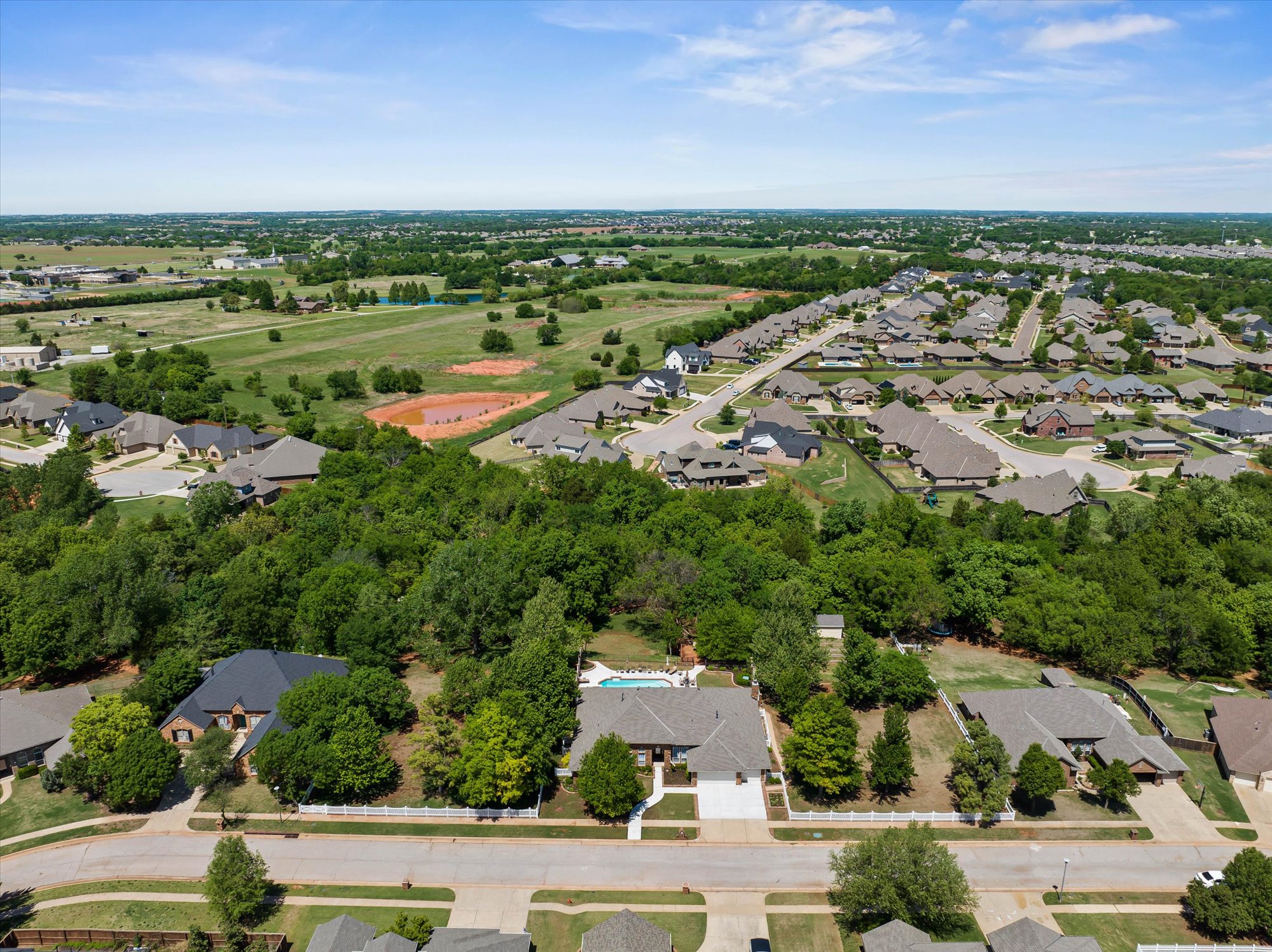  1501 Northwest 198th Street, Edmond, OK 73012 - 物件實景