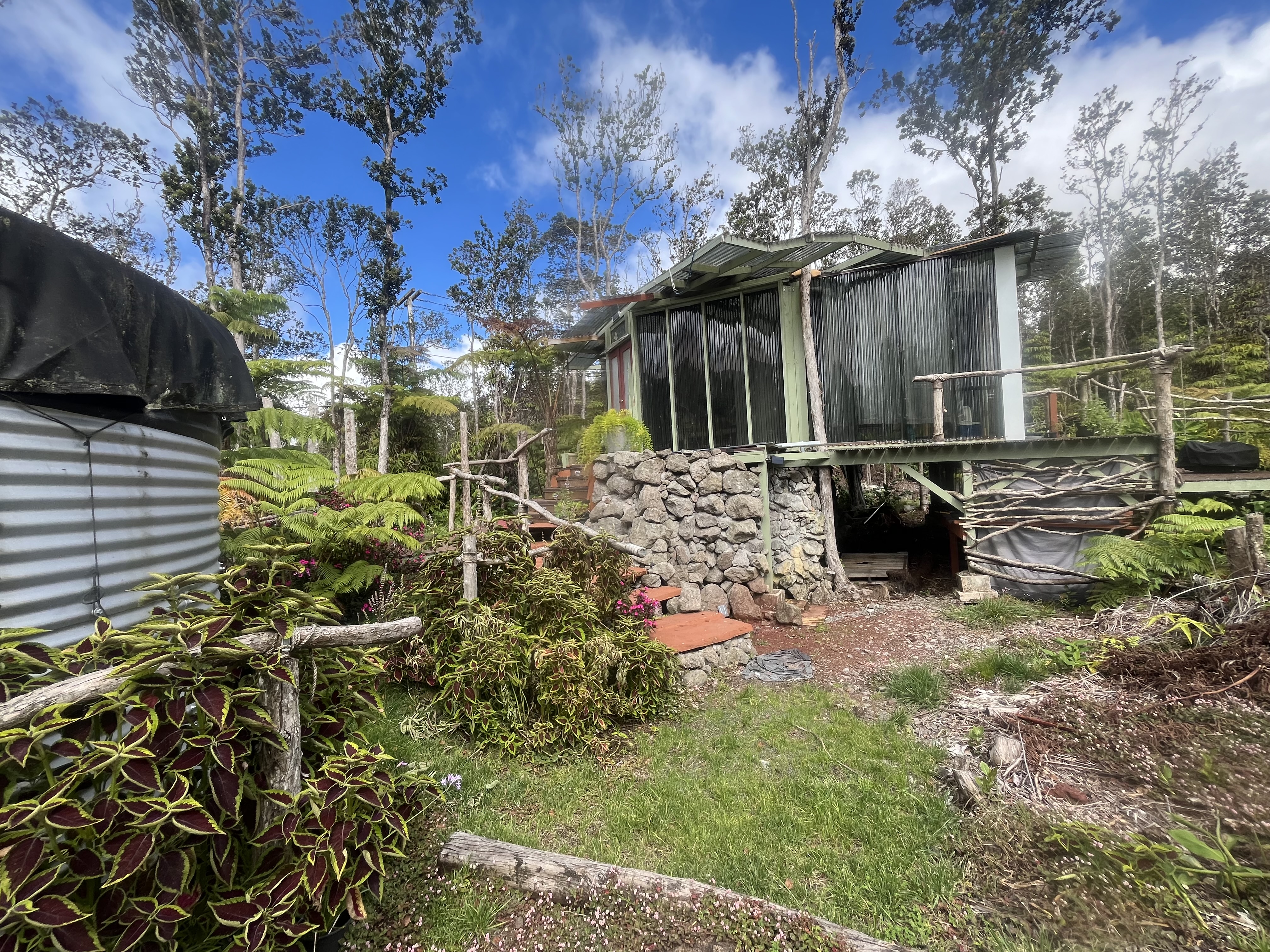 Volcano, Hawaii, 96785, United States, 2 Bedrooms Bedrooms, ,1 BathroomBathrooms,Residential,For Sale,1978172