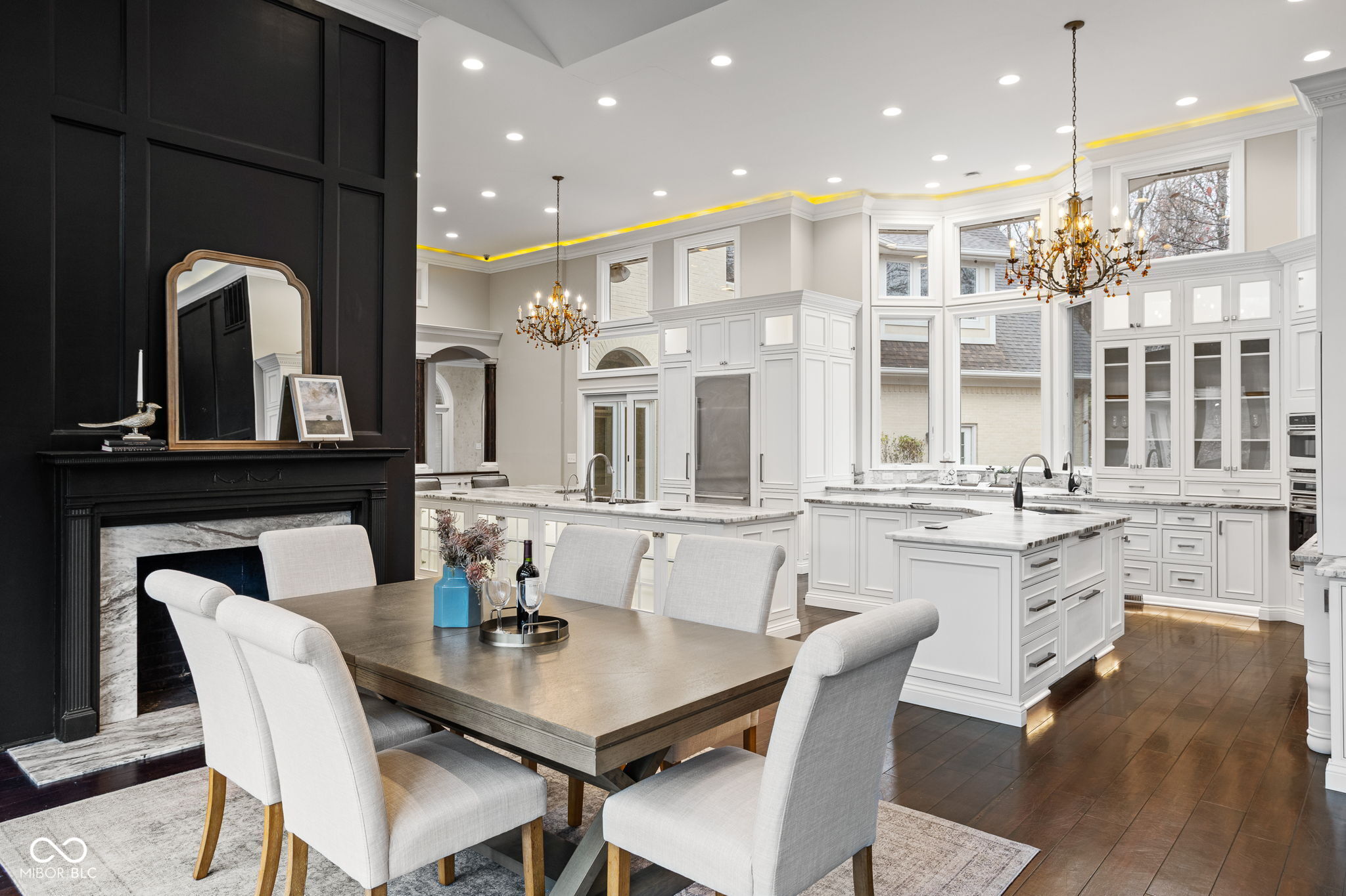 Indianapolis, Indiana, 46226, United States, 6 Bedrooms Bedrooms, ,7 BathroomsBathrooms,Residential,For Sale,1998001