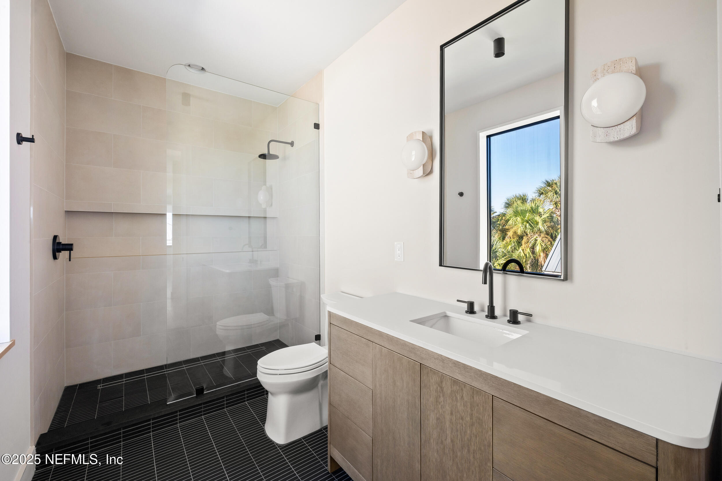 Atlantic Beach, Florida, 32233, United States, 6 Bedrooms Bedrooms, ,5 BathroomsBathrooms,Residential,For Sale,1989141