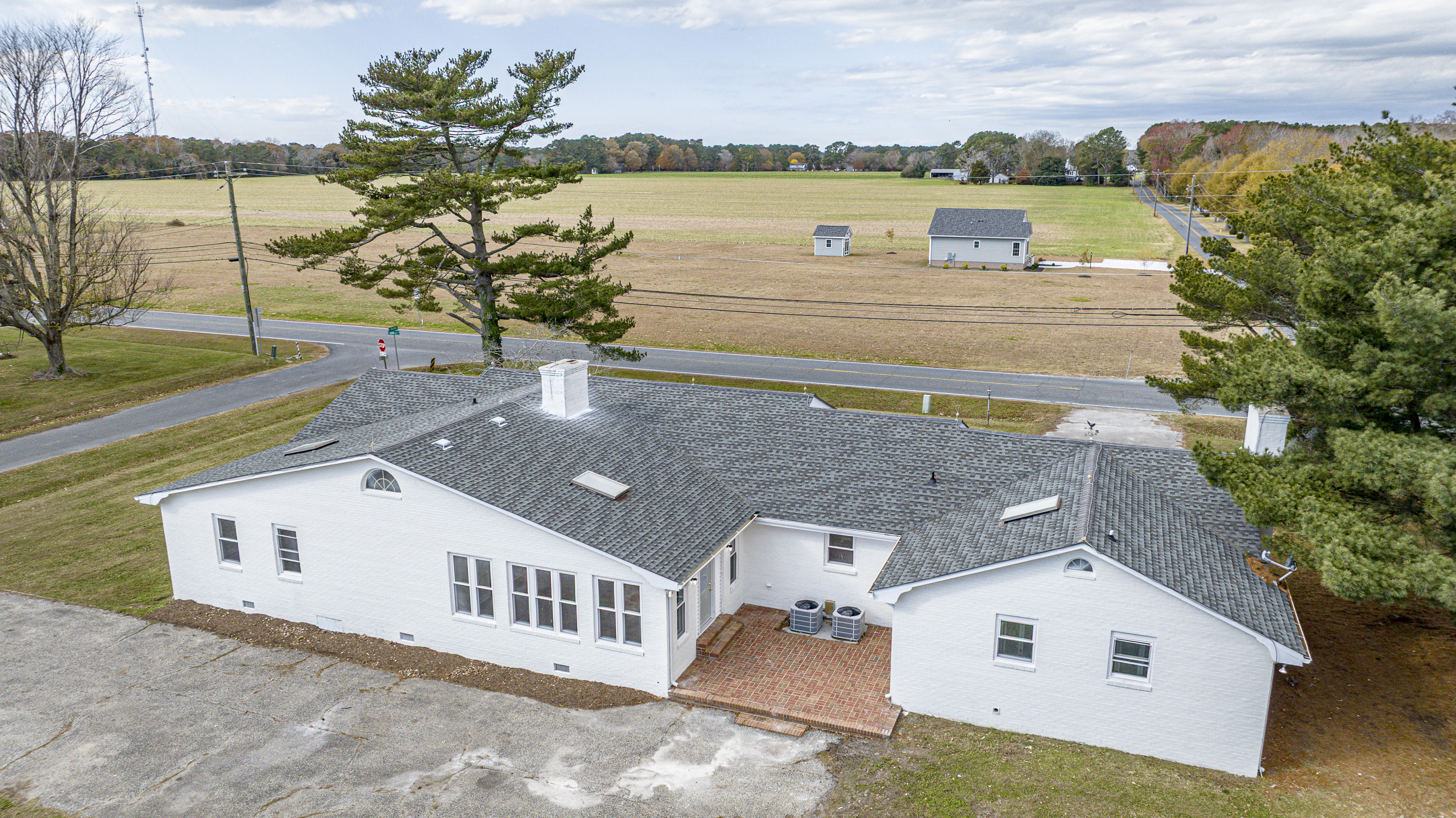 Onancock, Virginia, 23417, United States, 4 Bedrooms Bedrooms, ,3 BathroomsBathrooms,Residential,For Sale,1995976