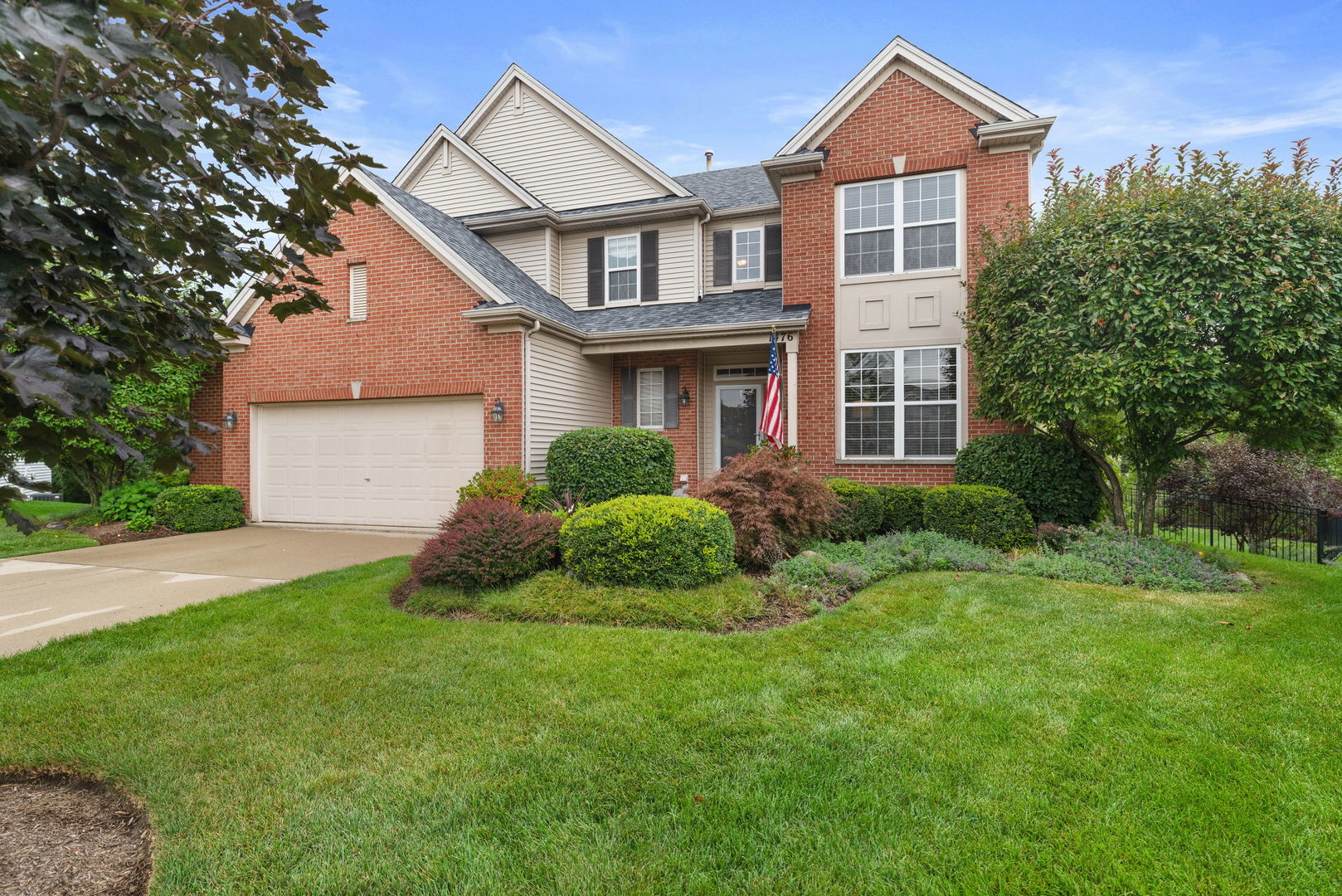 Round Lake, Illinois, 60073, United States, 4 Bedrooms Bedrooms, ,3 BathroomsBathrooms,Residential,For Sale,1938546