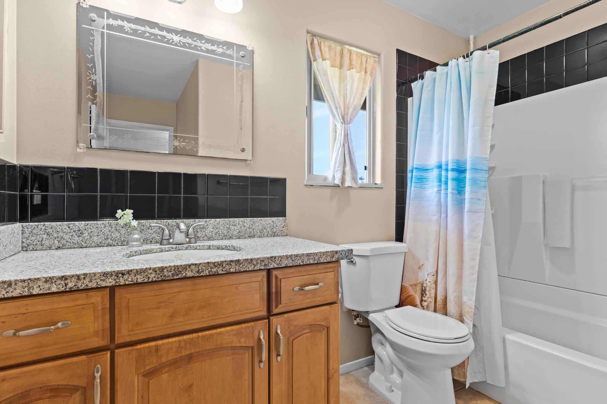 Hilo, Hawaii, 96720, United States, 3 Bedrooms Bedrooms, ,2 BathroomsBathrooms,Residential,For Sale,1890514