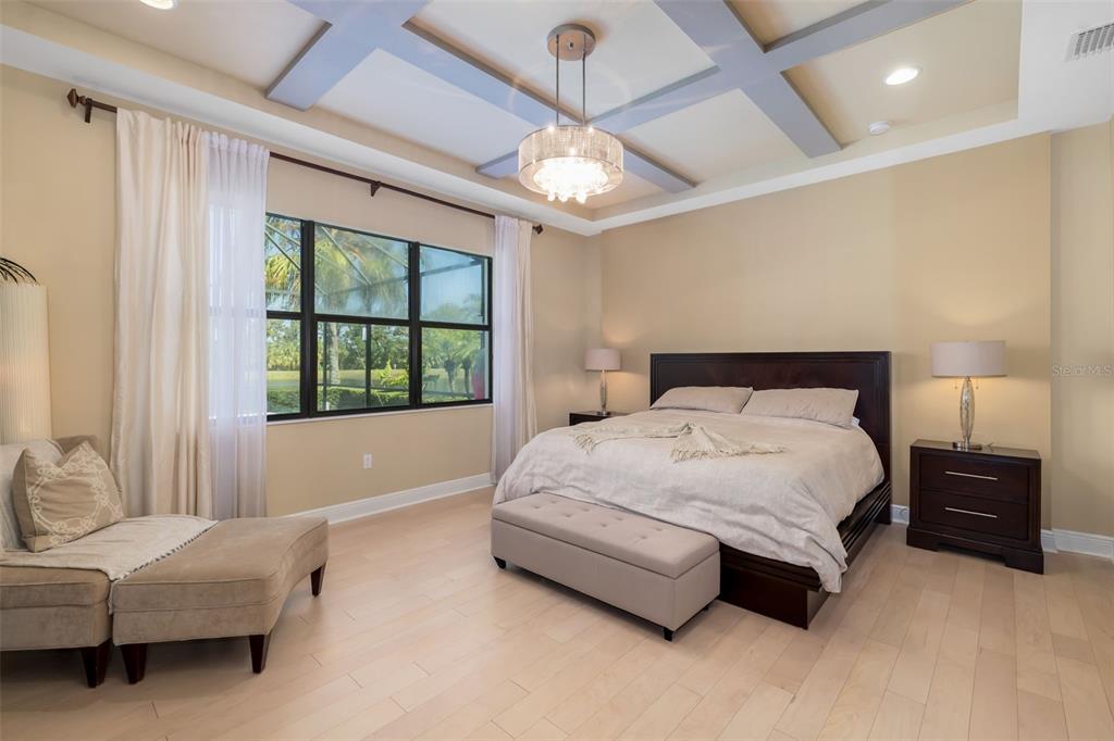 Bradenton, Florida, 34212, United States, 4 Bedrooms Bedrooms, ,5 BathroomsBathrooms,Residential,For Sale,1856587