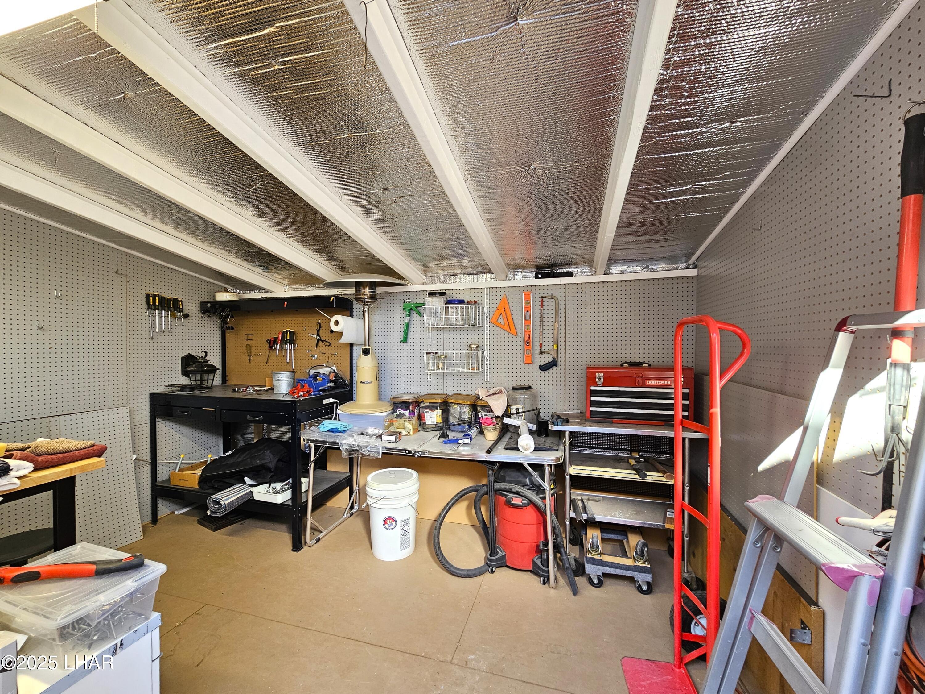 Lake Havasu City, Arizona, 86404, United States, 3 Bedrooms Bedrooms, ,2 BathroomsBathrooms,Residential,For Sale,1957391