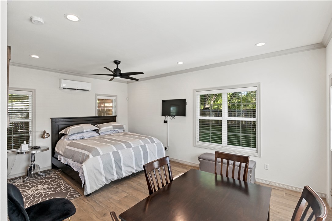 College Station, Texas, 77840, United States, 6 Bedrooms Bedrooms, ,7 BathroomsBathrooms,Residential,For Sale,1989222