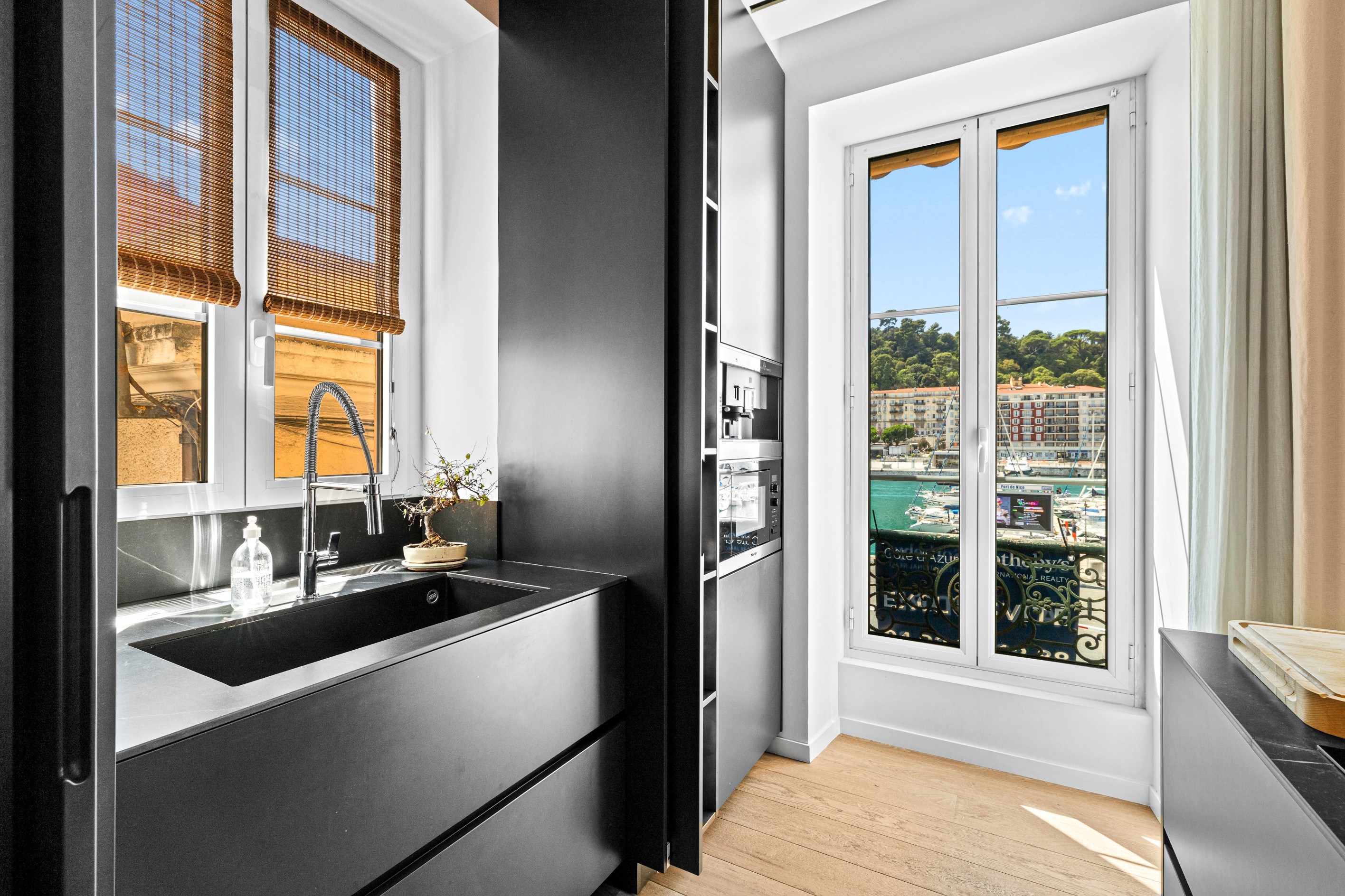  Nice Port Lympia 2 bedroom apartment 130 sqm panoramic port view architect desi… - 物件實景