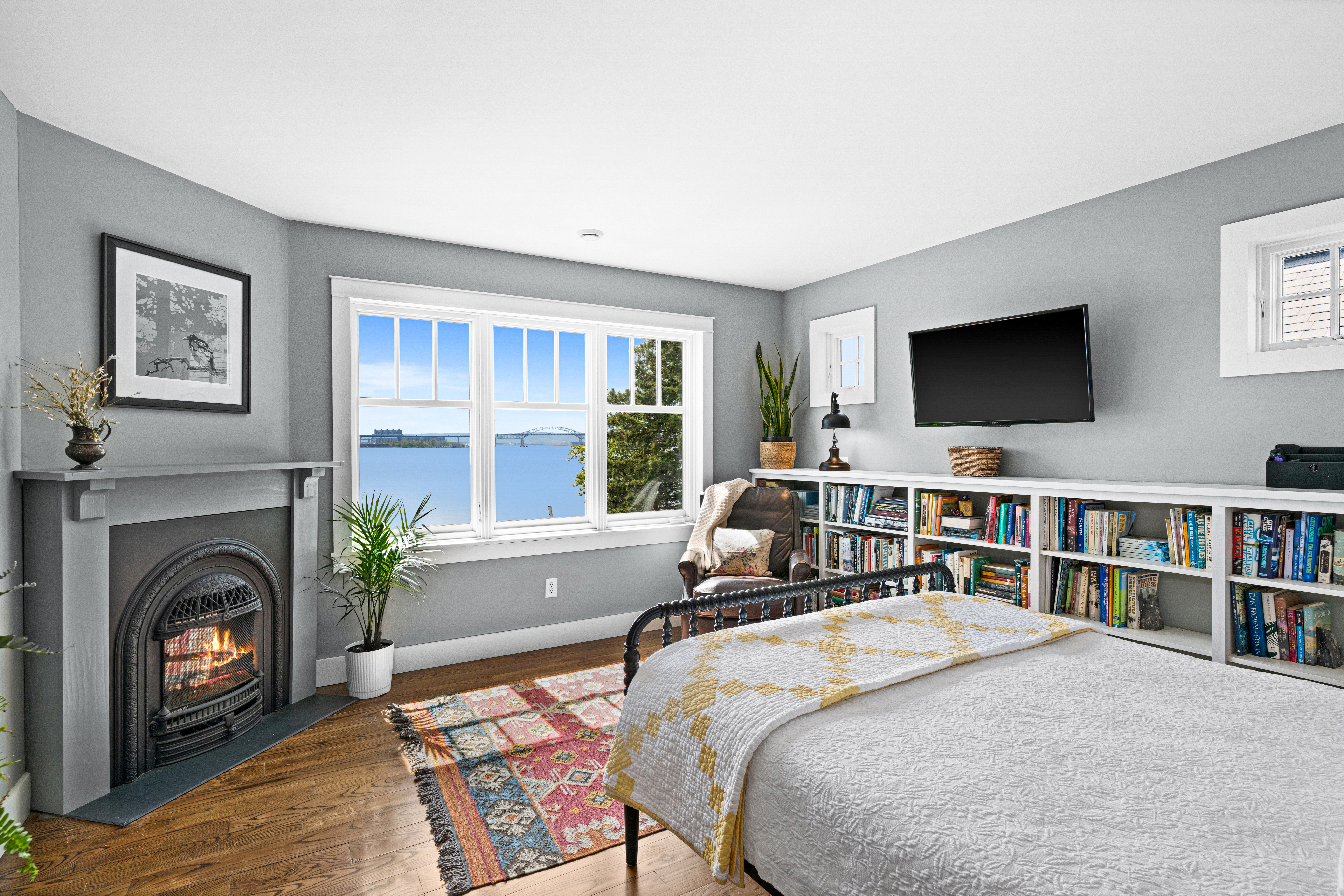  Craftsman Waterfront Retreat with Guest Quarters and Bay Views - 物件實景