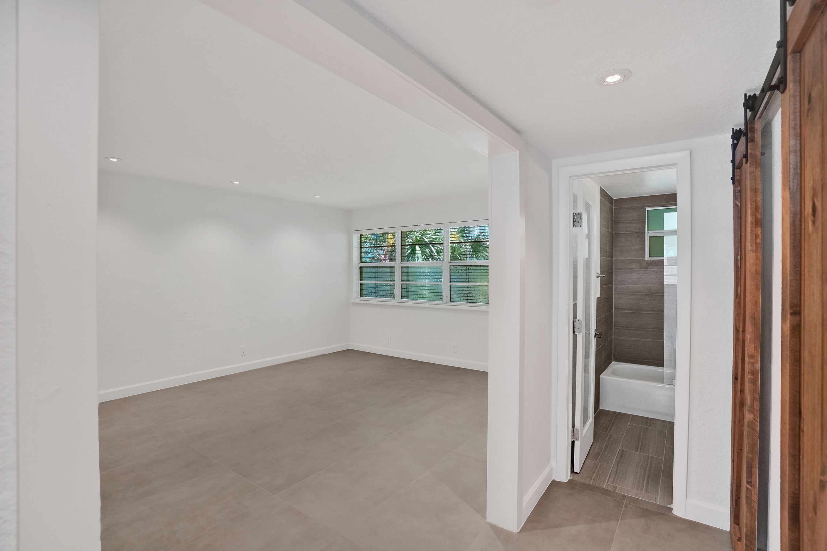  350 S Shore Dr, Miami Beach, FL, 33141 - 物件實景
