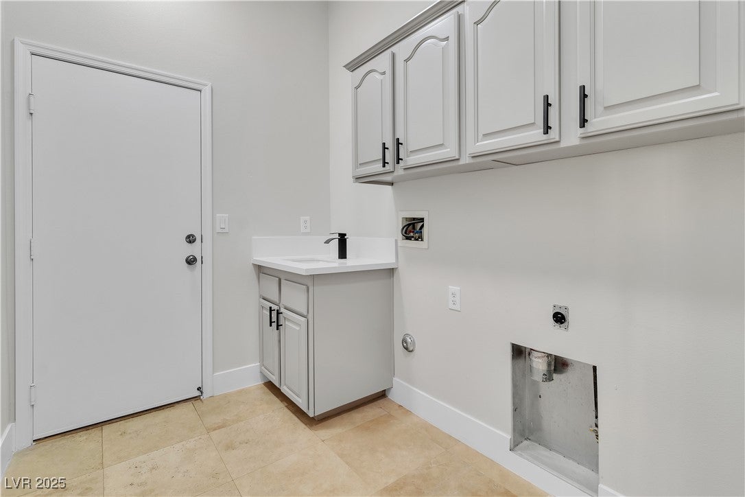 Las Vegas, Nevada, 89138, United States, 4 Bedrooms Bedrooms, ,4 BathroomsBathrooms,Residential,For Sale,1836630