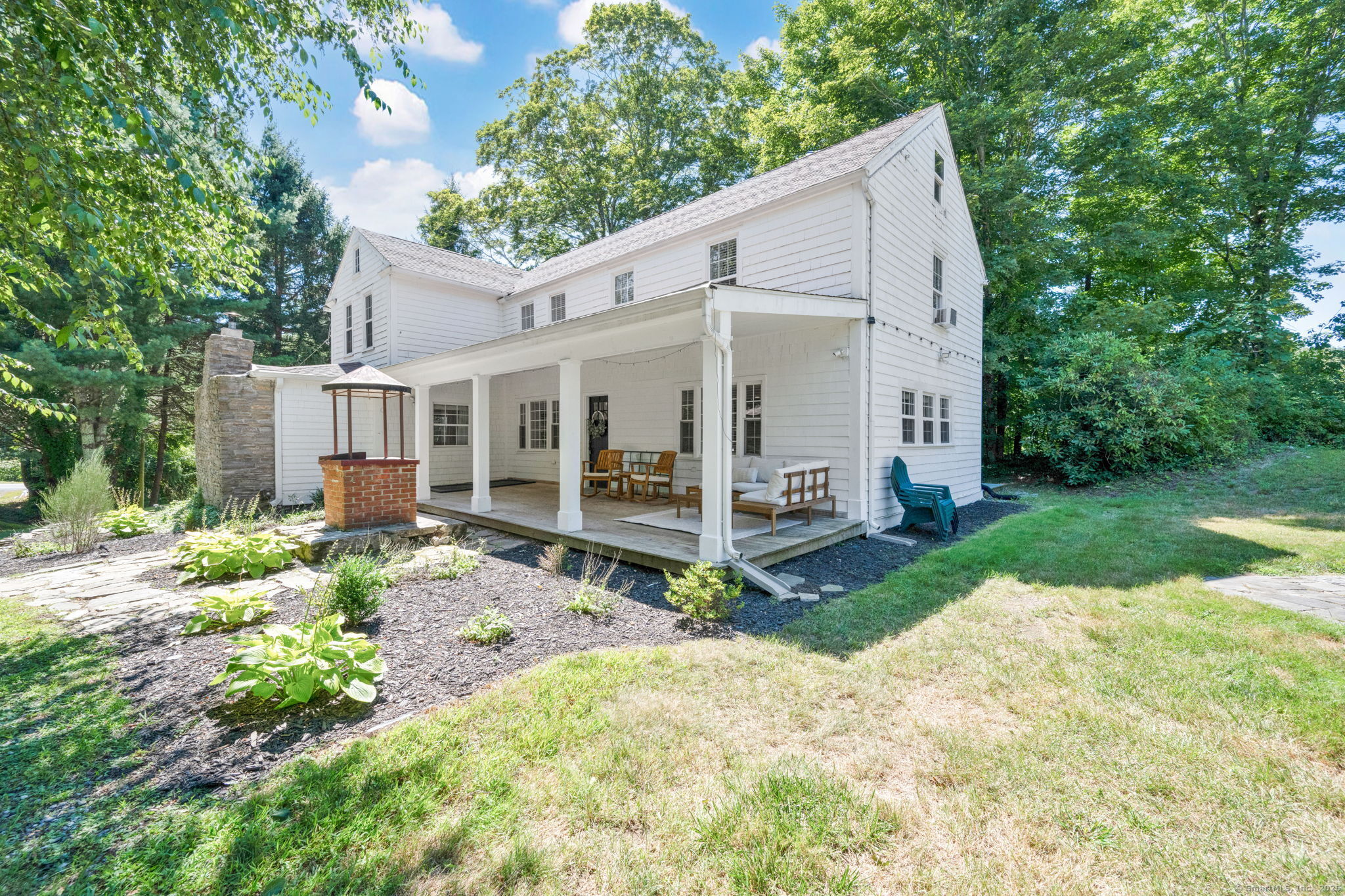 Pomfret, Connecticut, 06259, United States, 3 Bedrooms Bedrooms, ,3 BathroomsBathrooms,Residential,For Sale,1925586