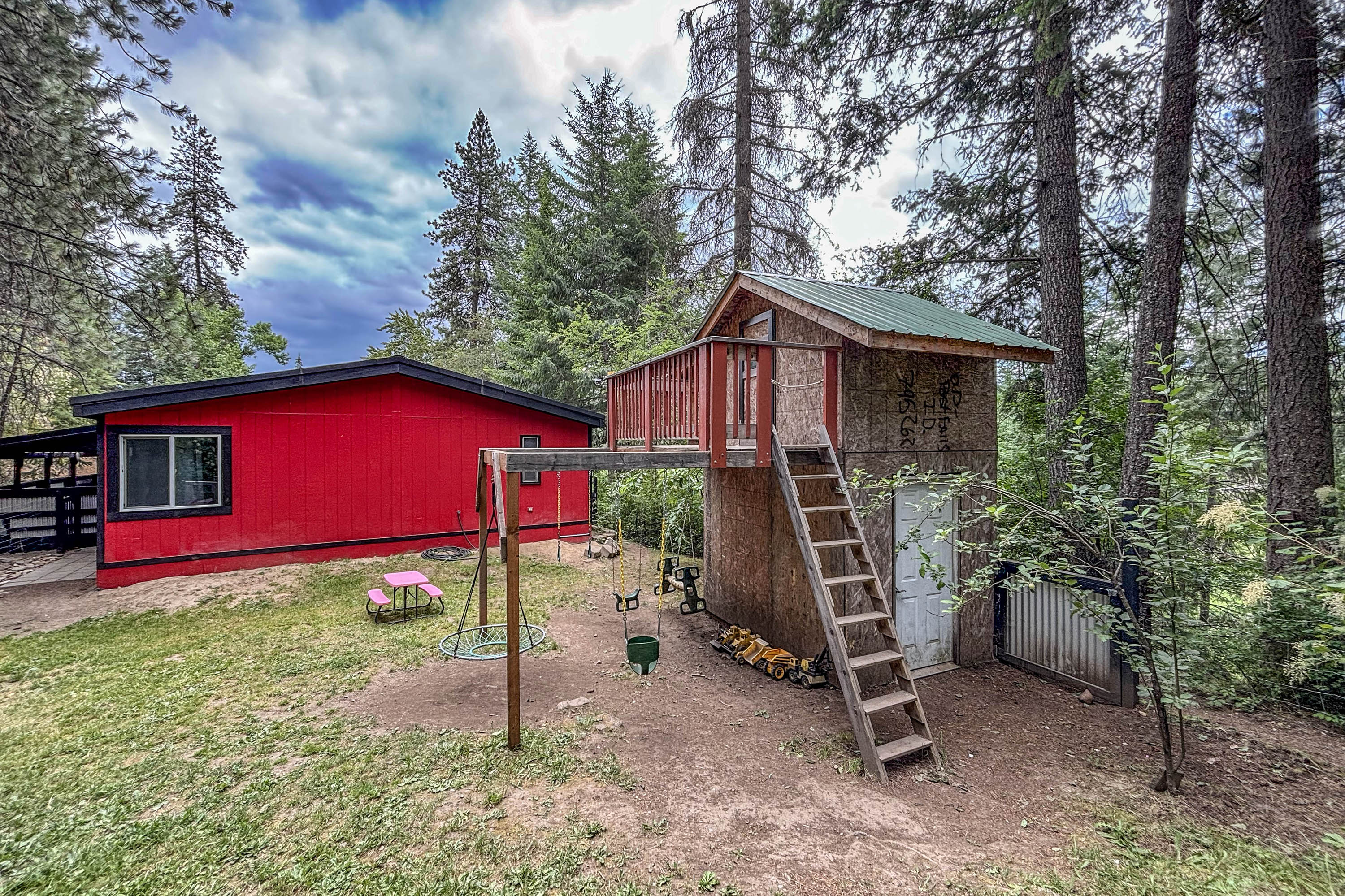 Kingston, Idaho, 83839, United States, 3 Bedrooms Bedrooms, ,2 BathroomsBathrooms,Residential,For Sale,1980630