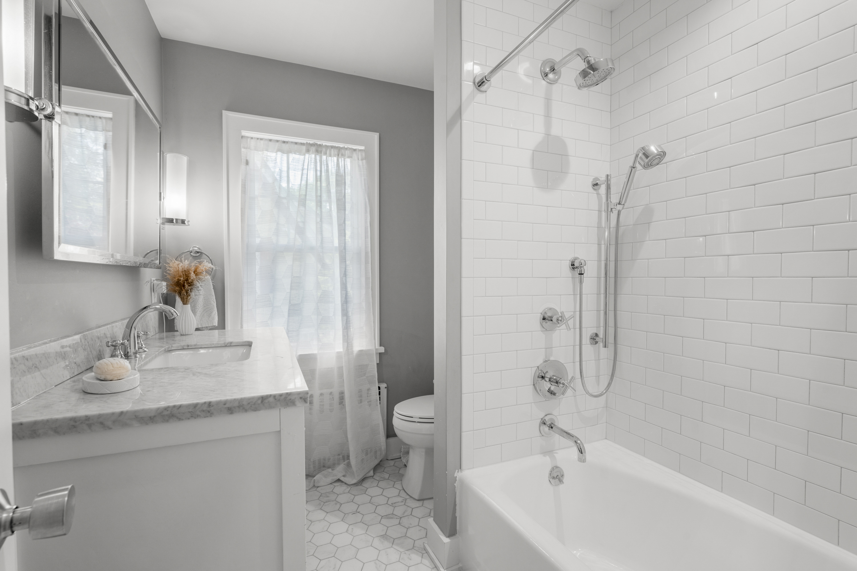 Fully Renovated Larchmont Colonial - 物件實景