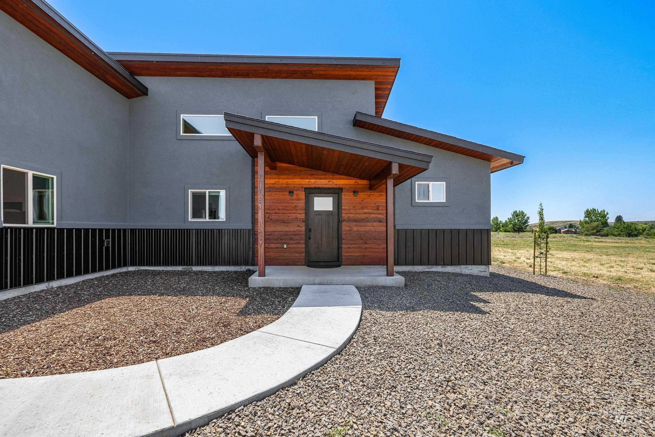 Council, Idaho, 83612, United States, 3 Bedrooms Bedrooms, ,2 BathroomsBathrooms,Residential,For Sale,1936847