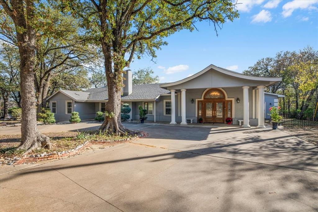 8248 Meadowbrook Drive, Fort Worth, Texas, 76120, United States, 5 Bedrooms Bedrooms, ,6 BathroomsBathrooms,Residential,For Sale,8248 Meadowbrook Drive,1666284