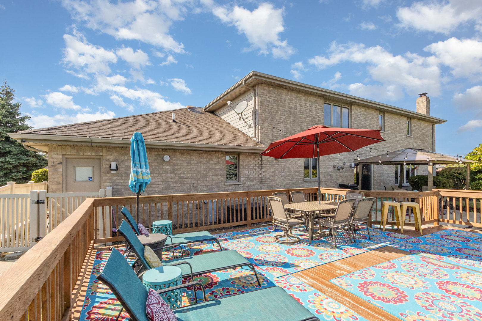 Frankfort, Illinois, 60423, United States, 4 Bedrooms Bedrooms, ,3 BathroomsBathrooms,Residential,For Sale,1985651