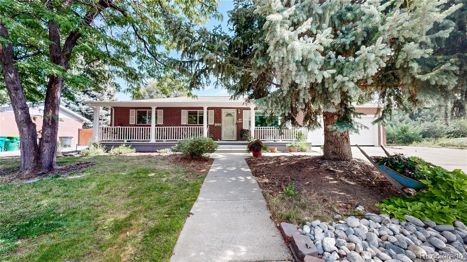 Lakewood, Colorado, 80228, United States, 5 Bedrooms Bedrooms, ,1 BathroomBathrooms,Residential,For Sale,1949485