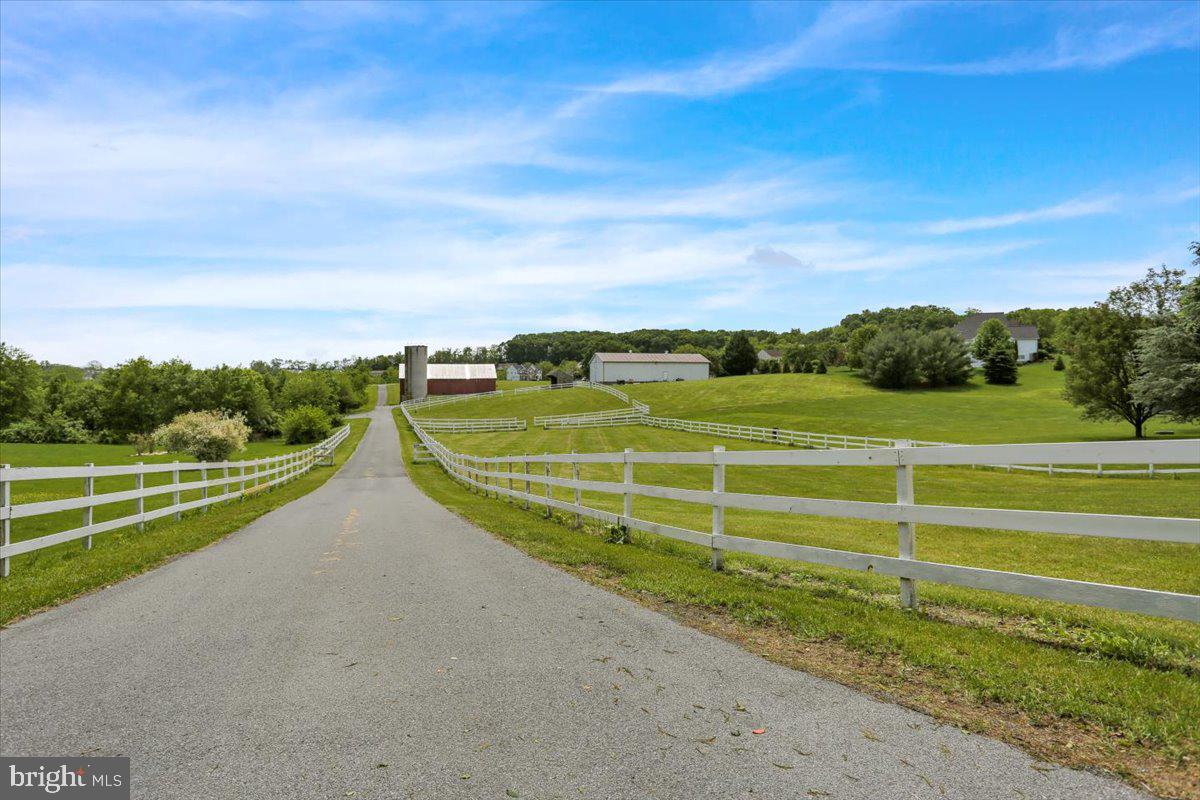 Mohrsville, Pennsylvania, 19541, United States, 4 Bedrooms Bedrooms, ,2 BathroomsBathrooms,Residential,For Sale,1827431